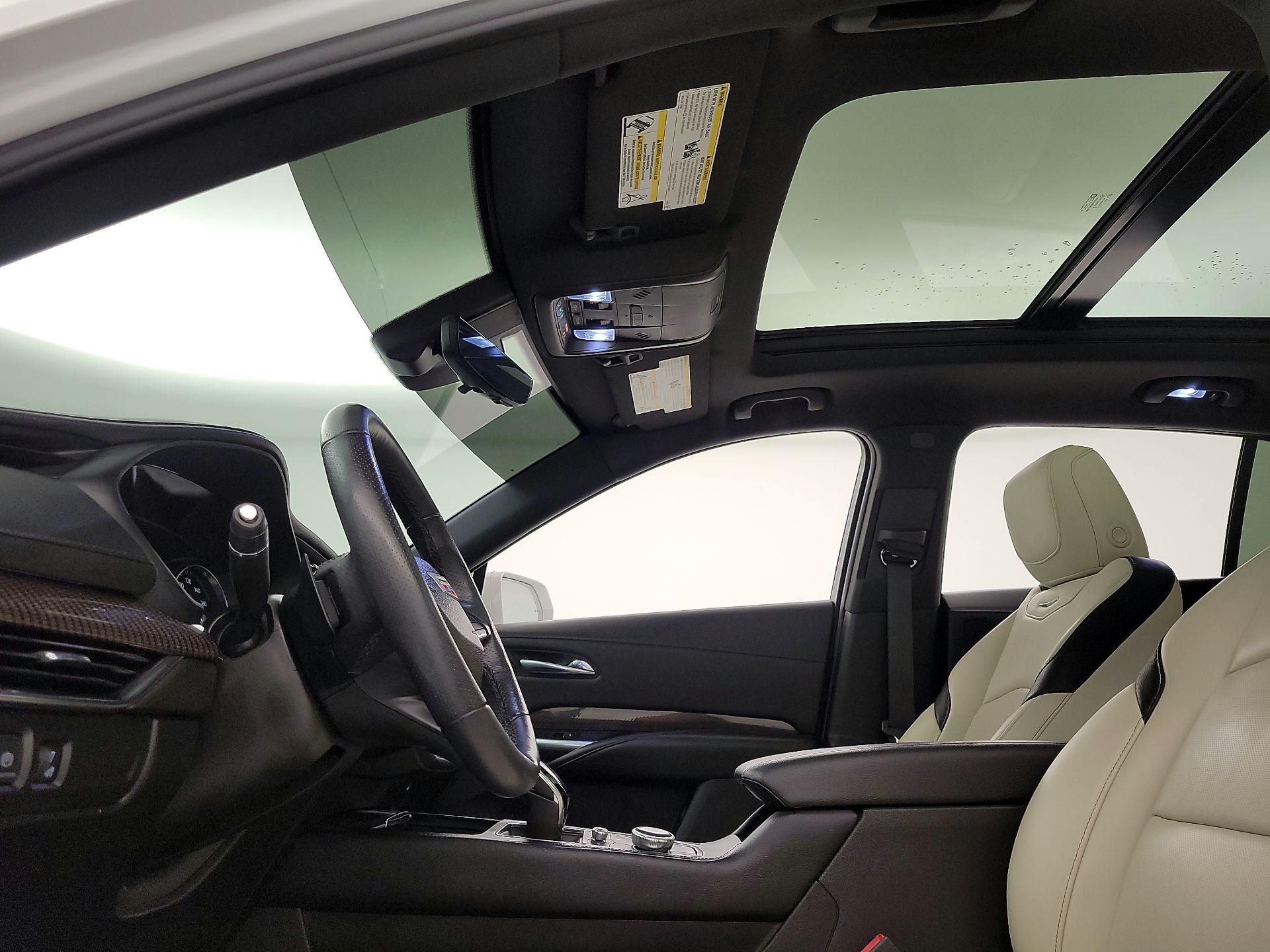 Thumbnail: 2020 Cadillac XT4 - 18