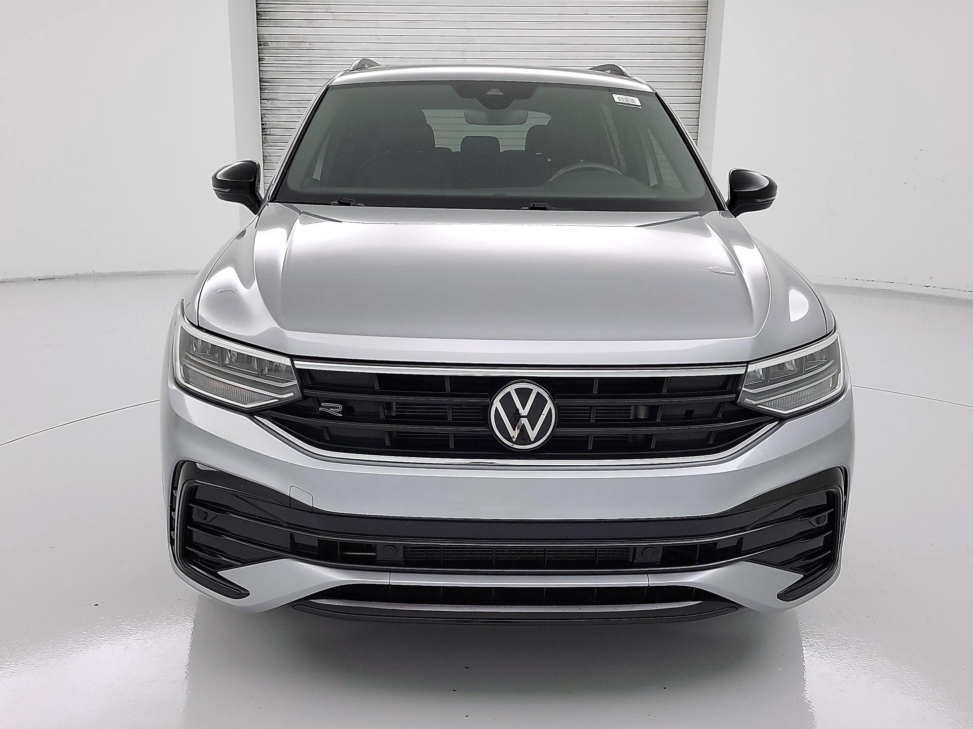 Thumbnail: 2023 Volkswagen Tiguan - 2