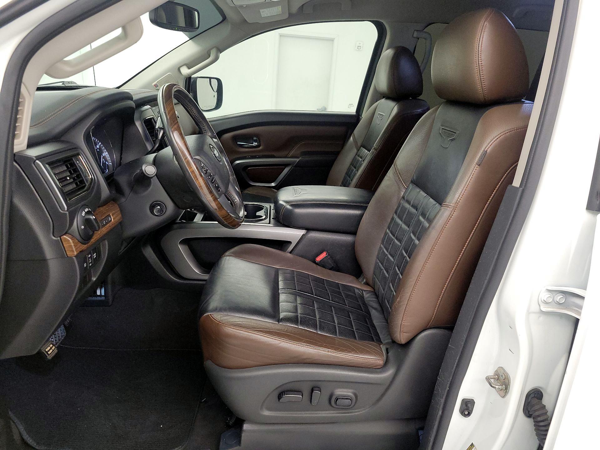 Thumbnail: 2017 Nissan Titan - 9