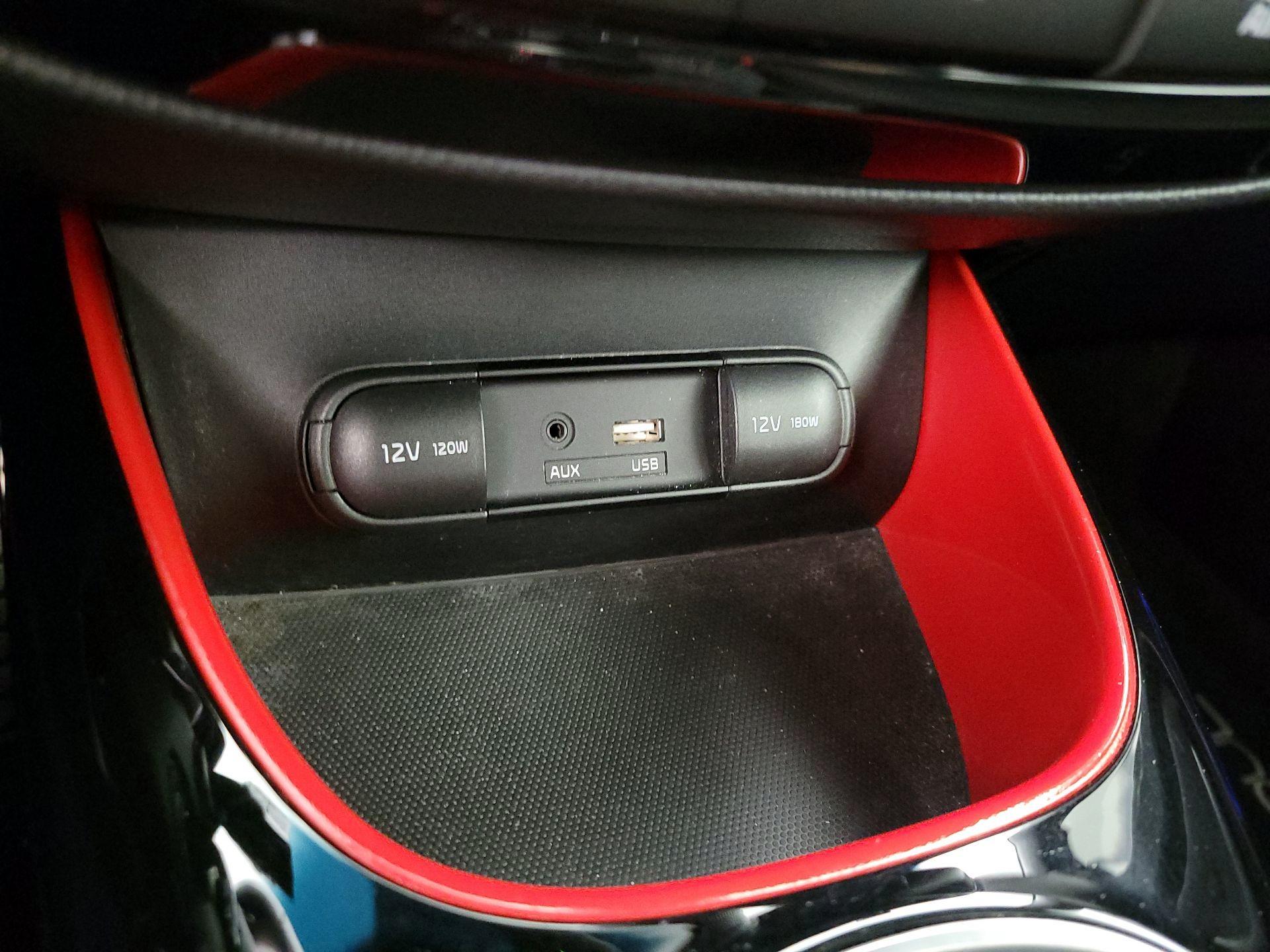 Thumbnail: 2016 Kia Soul - 19