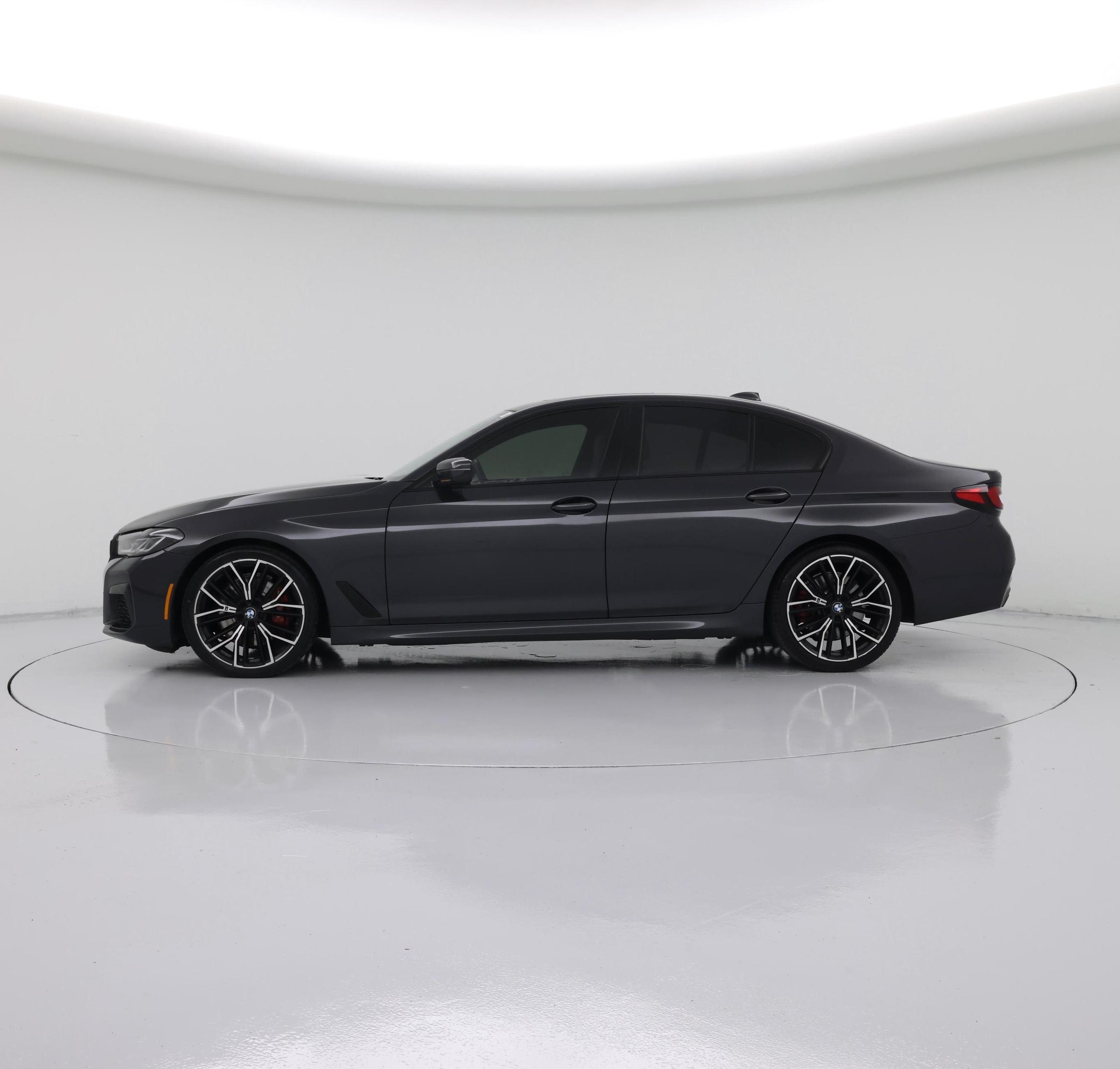 Thumbnail: 2022 BMW 5 Series - 3