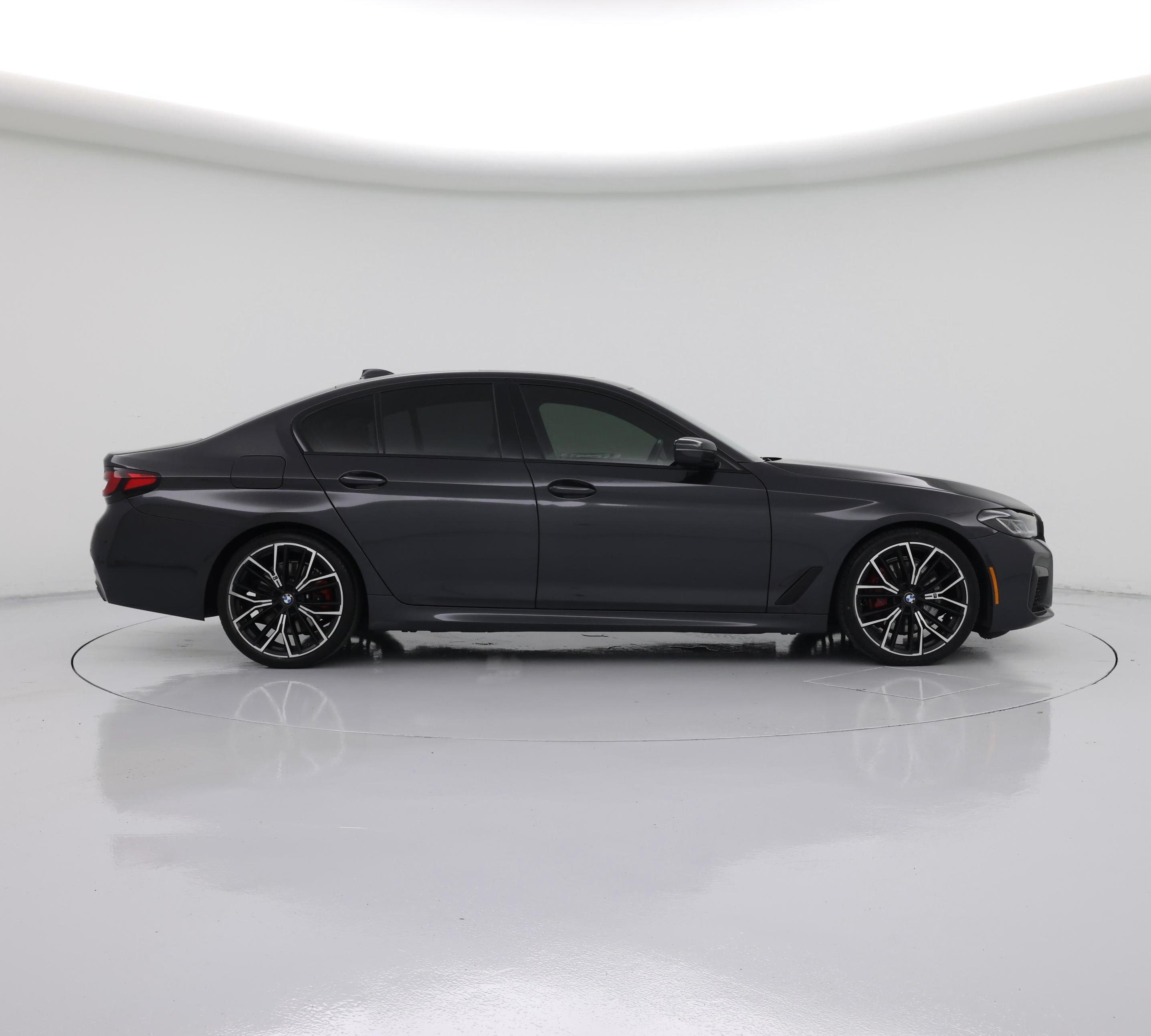 Thumbnail: 2022 BMW 5 Series - 7