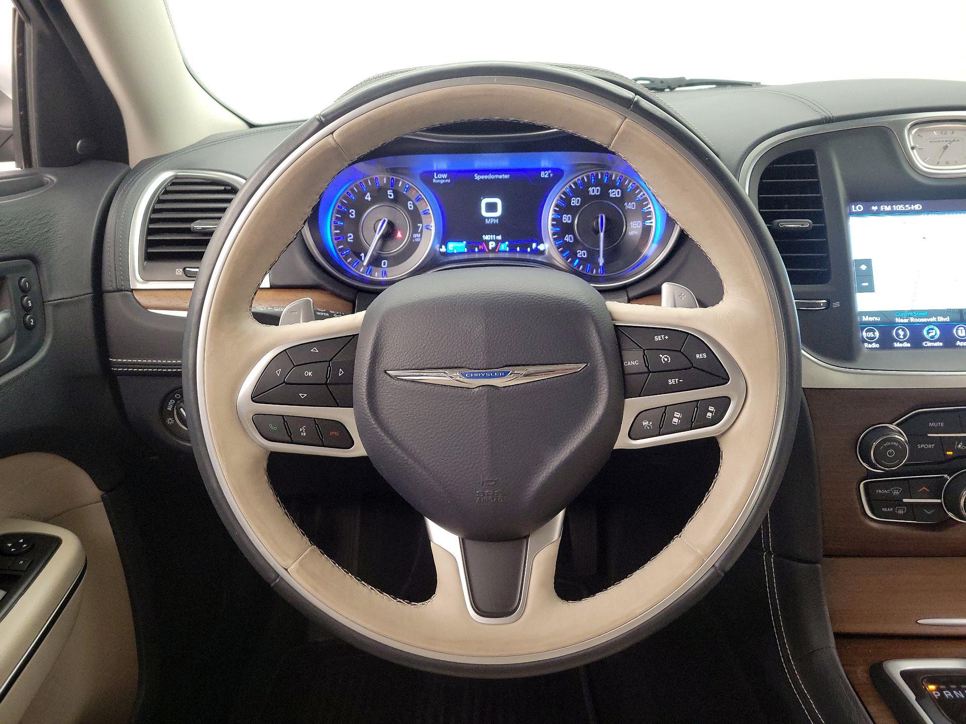 Thumbnail: 2018 Chrysler 300 - 10