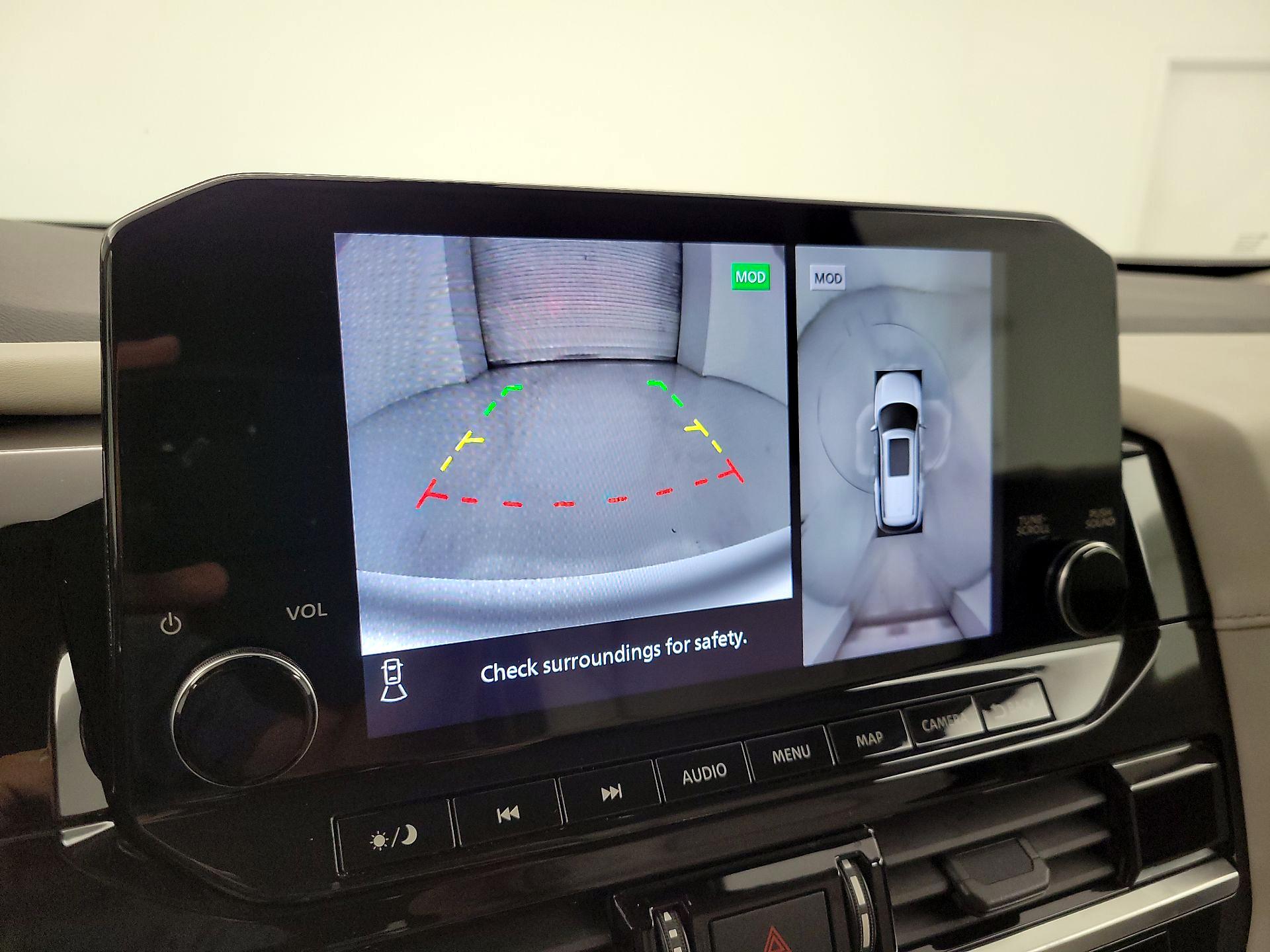 Thumbnail: 2023 Nissan Pathfinder - 13