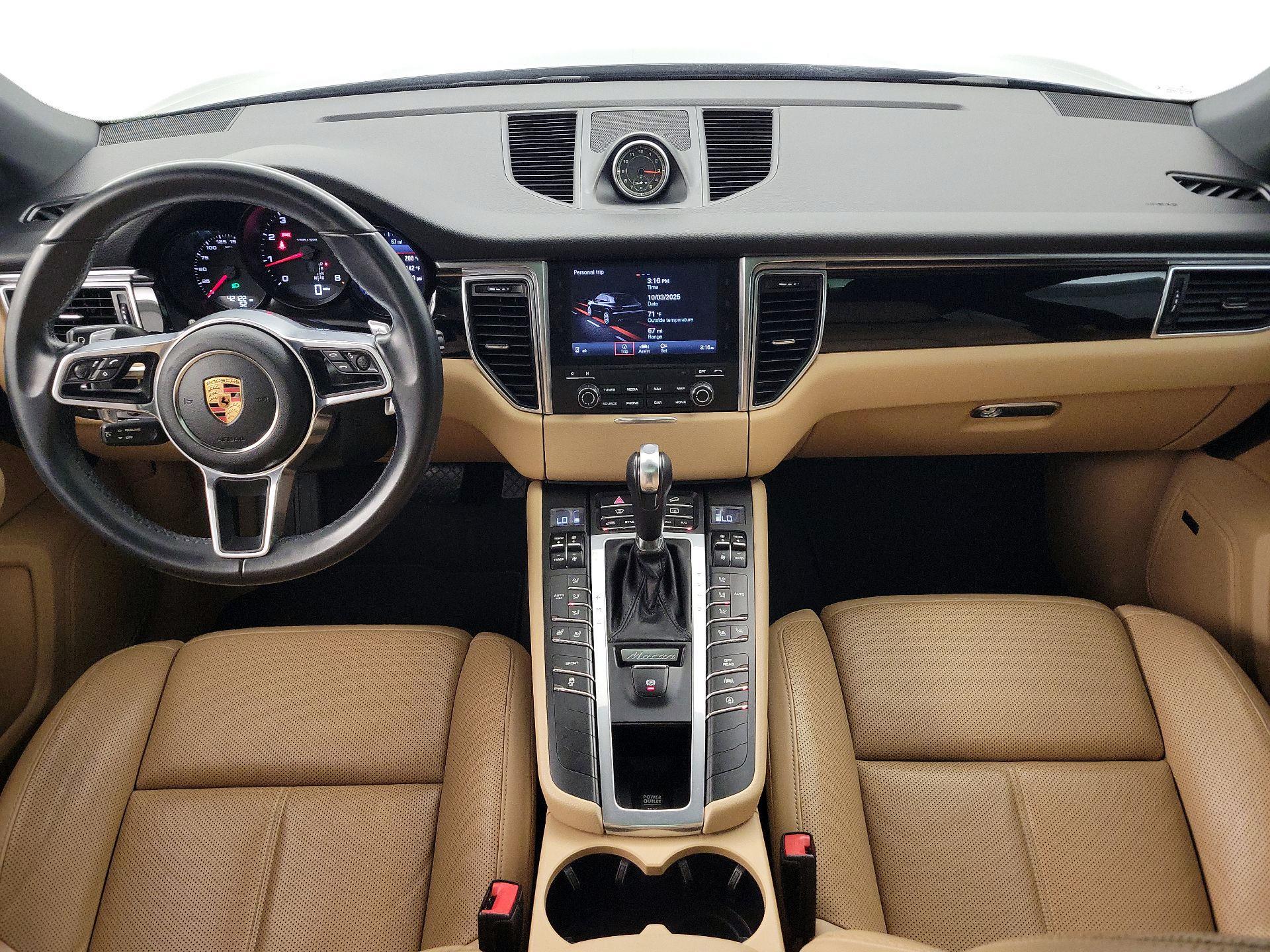 Thumbnail: 2018 Porsche Macan - 9