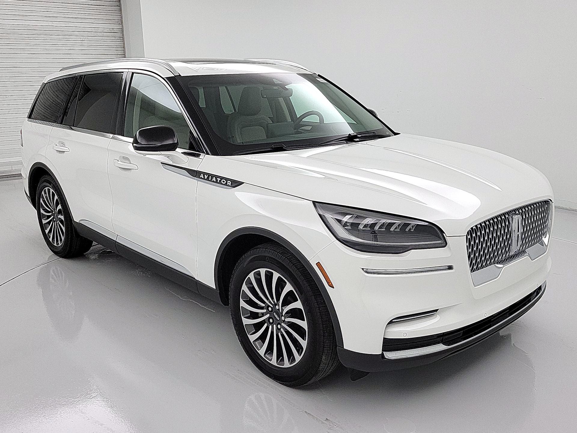 Thumbnail: 2024 Lincoln Aviator - 1