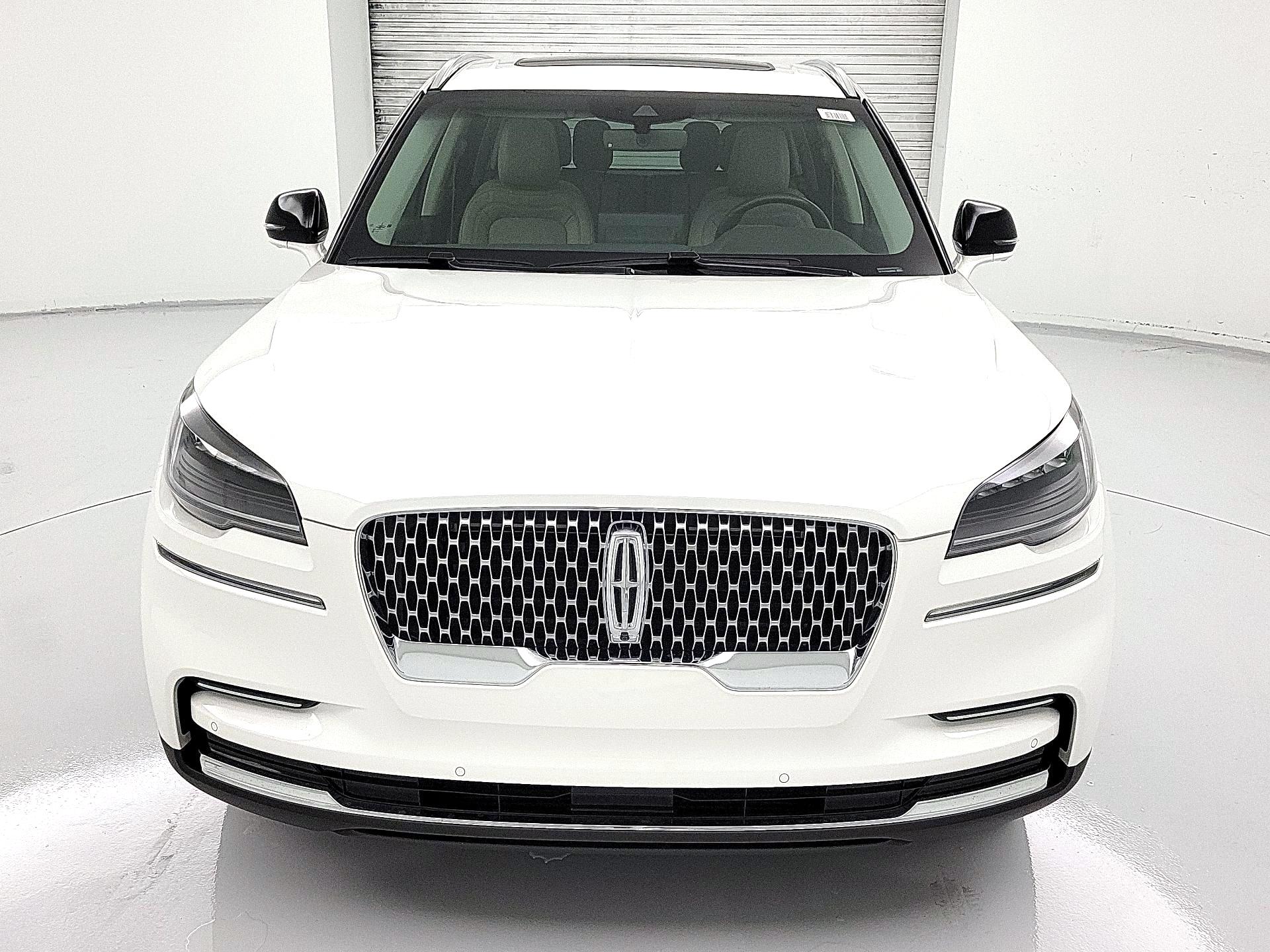 Thumbnail: 2024 Lincoln Aviator - 2