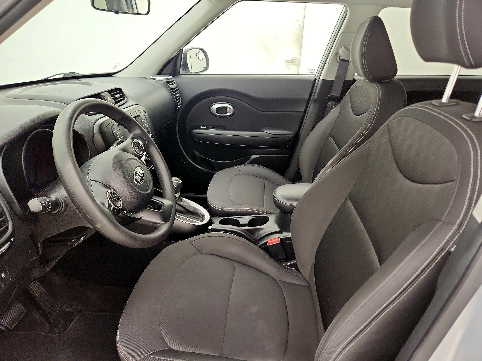 Thumbnail: 2016 Kia Soul - 11