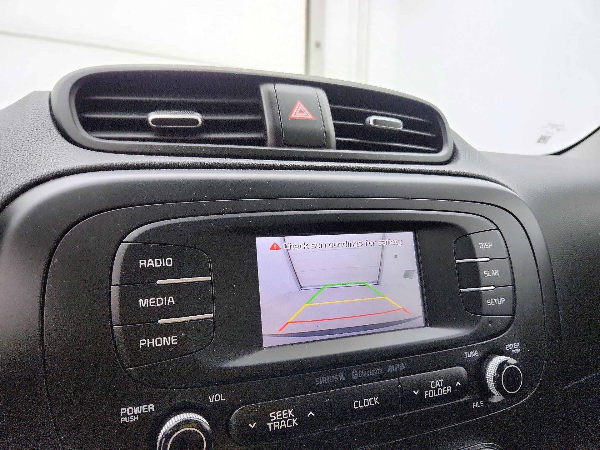Thumbnail: 2016 Kia Soul - 14