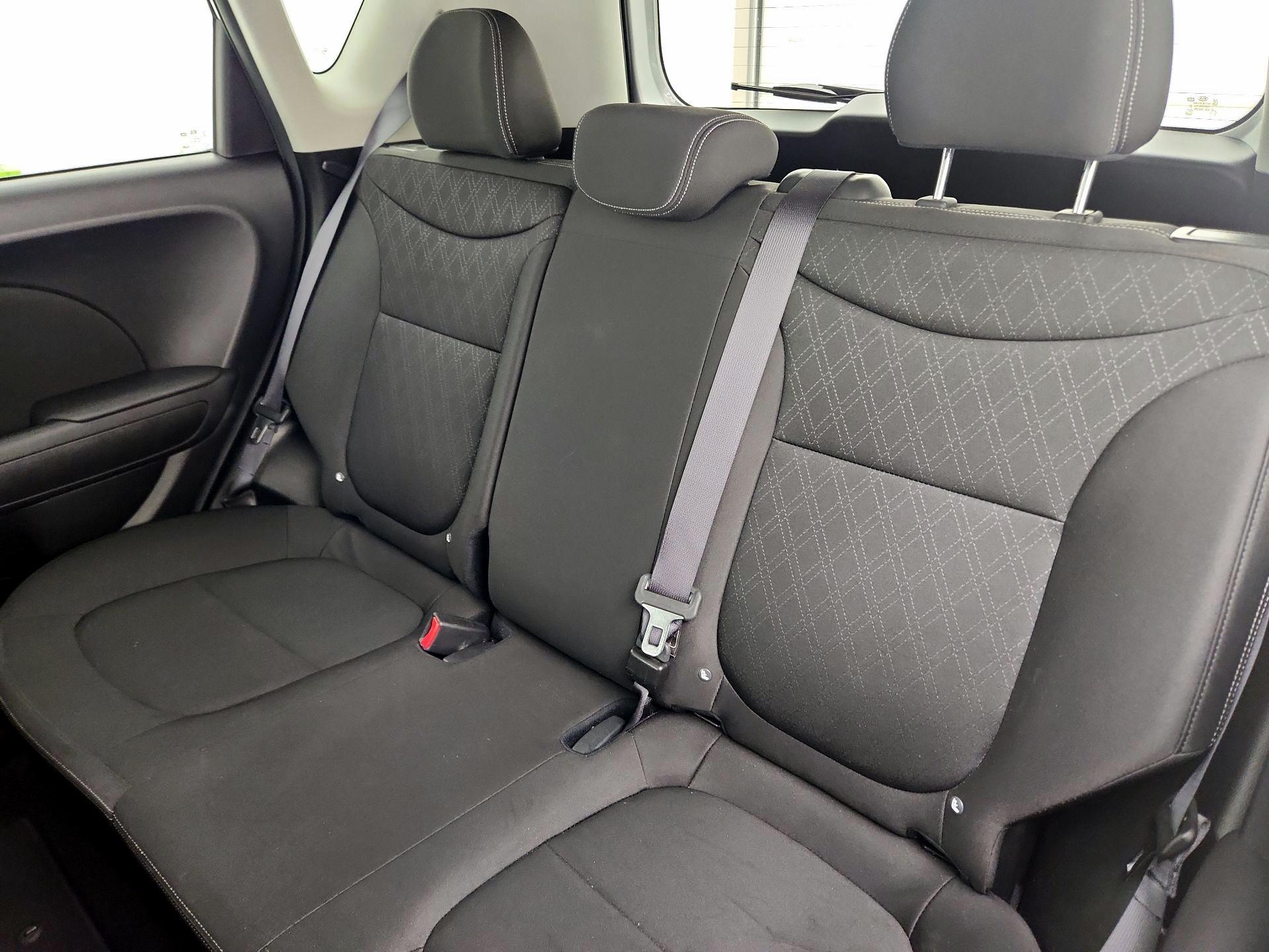 Thumbnail: 2016 Kia Soul - 19