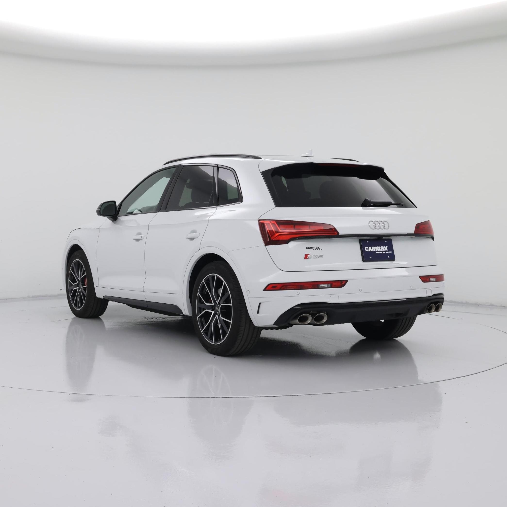 Thumbnail: 2024 Audi SQ5 - 2