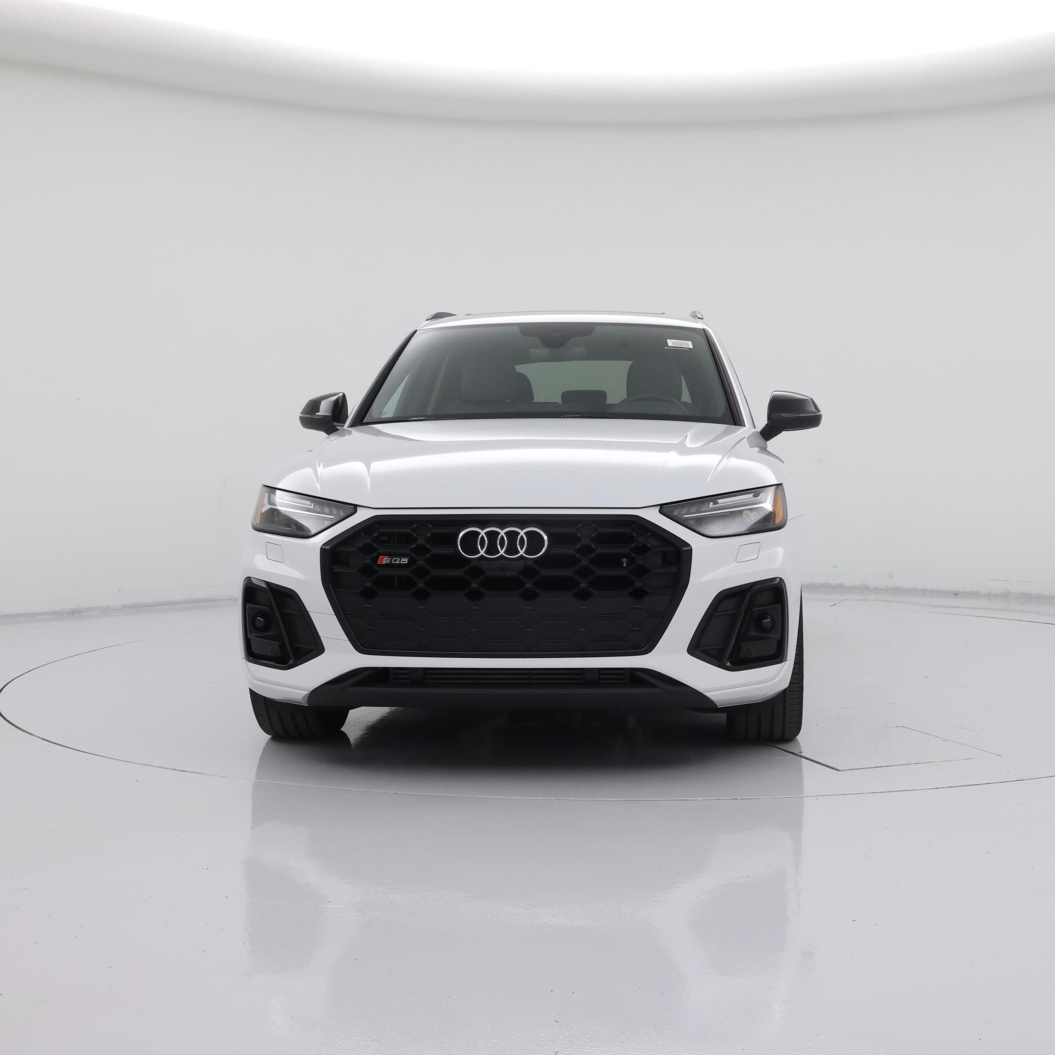 Thumbnail: 2024 Audi SQ5 - 5