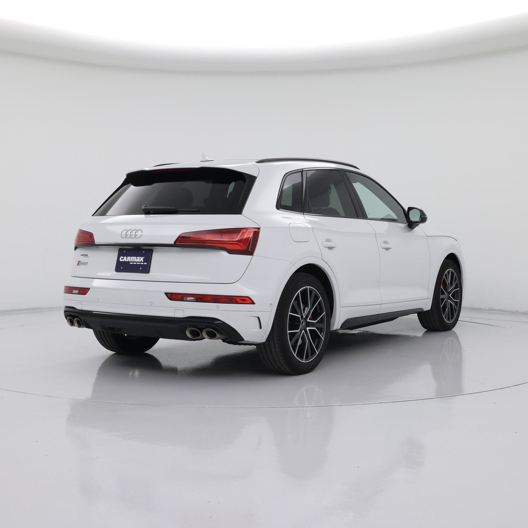 Thumbnail: 2024 Audi SQ5 - 8