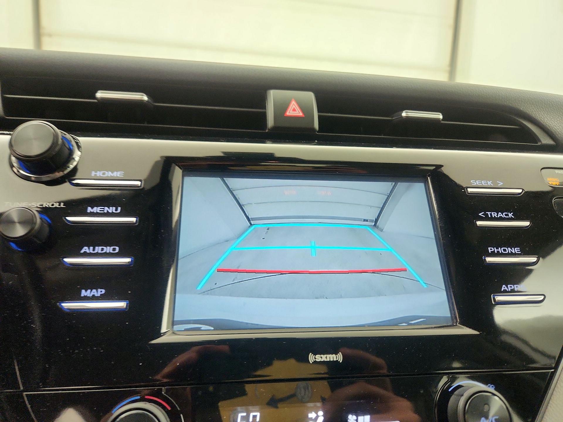 Thumbnail: 2020 Toyota Camry - 14