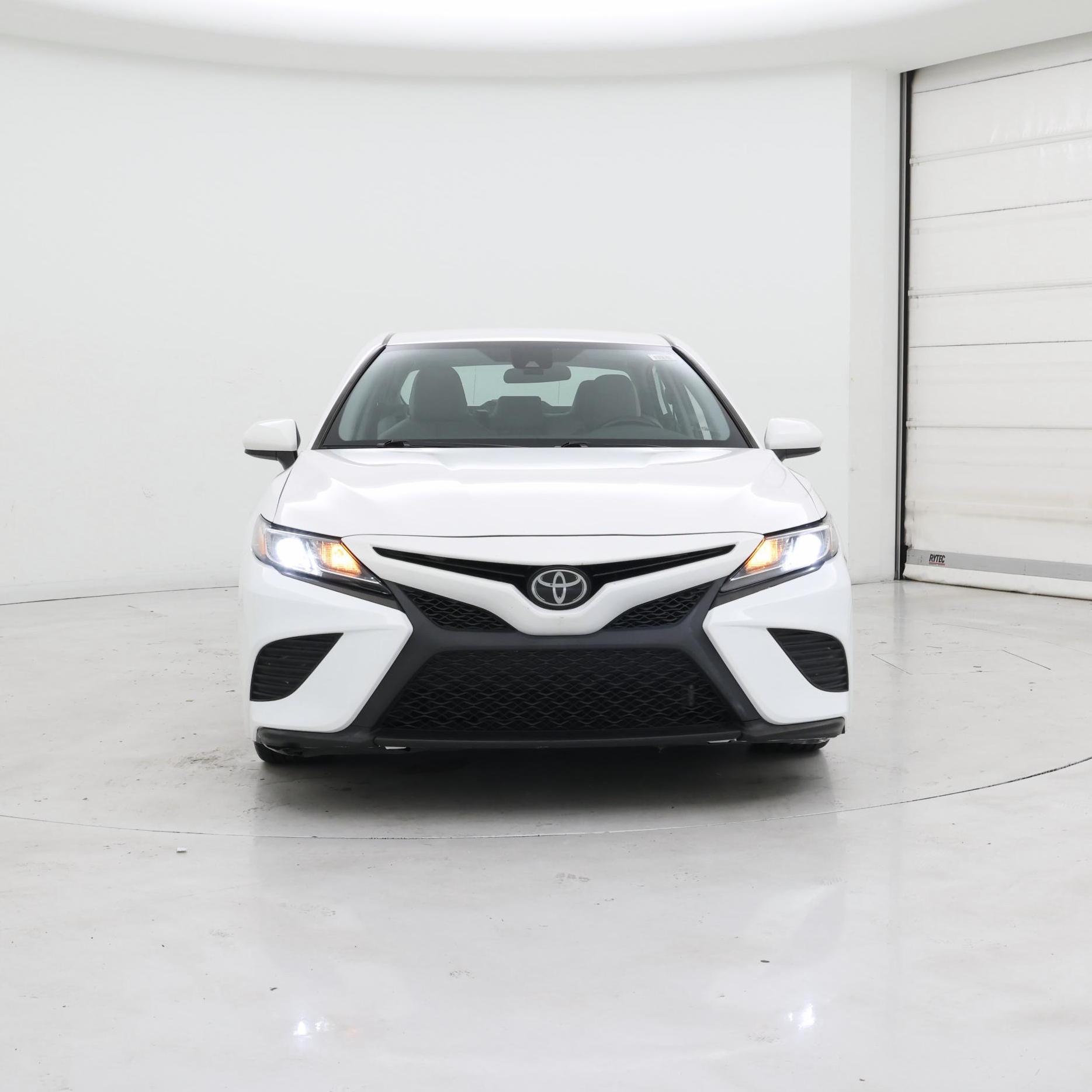 Thumbnail: 2020 Toyota Camry - 5