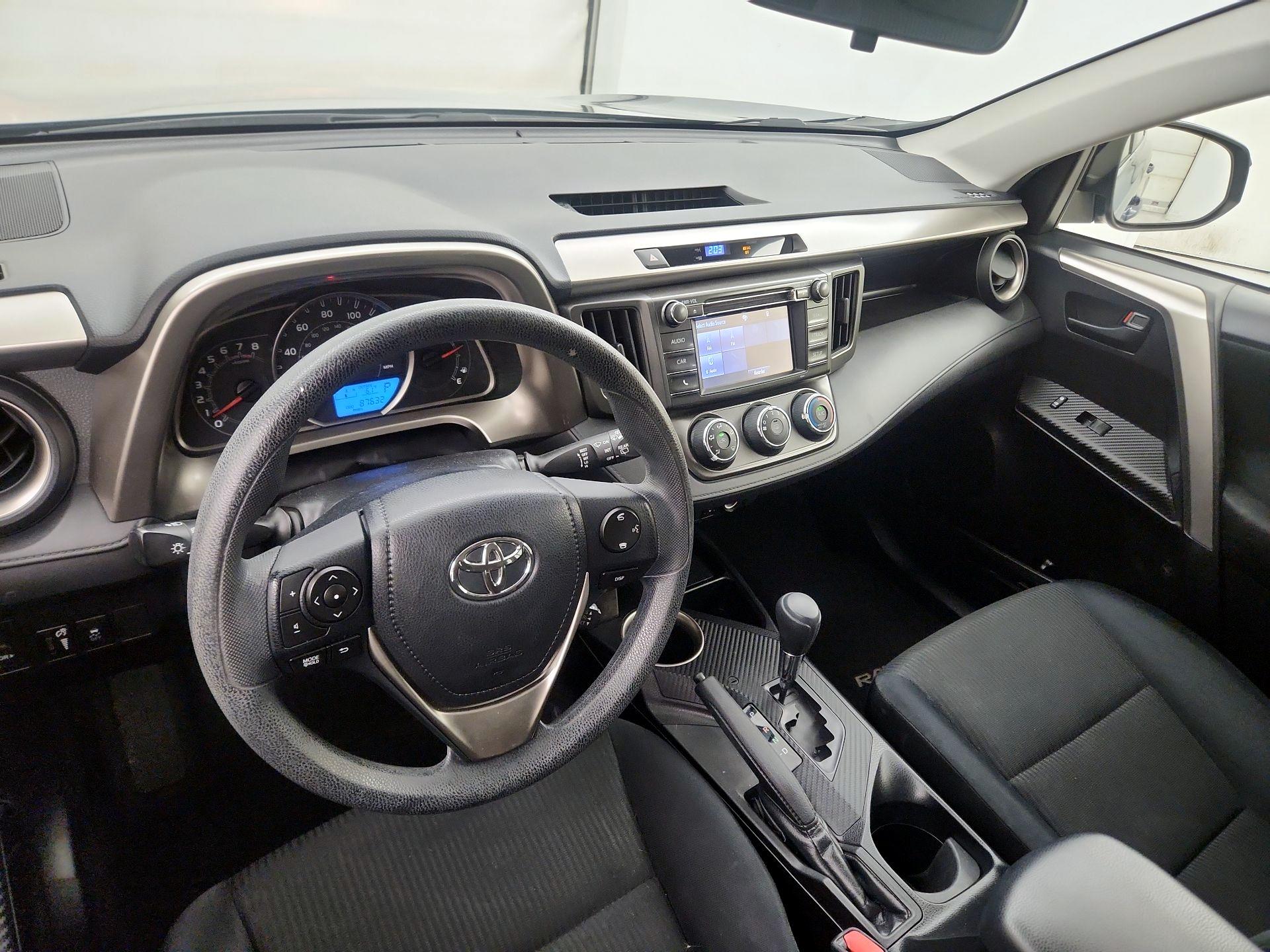 Thumbnail: 2014 Toyota RAV4 - 9