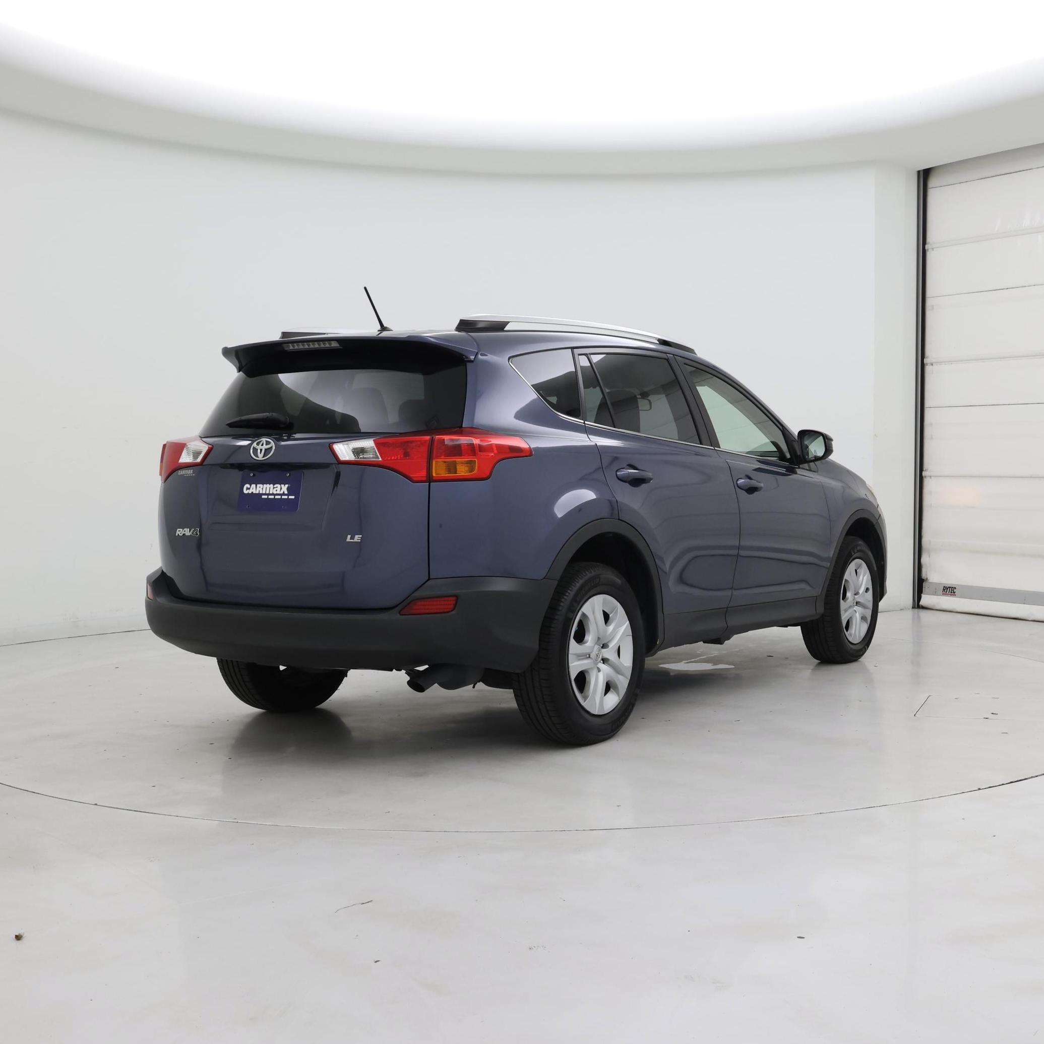 Thumbnail: 2014 Toyota RAV4 - 8