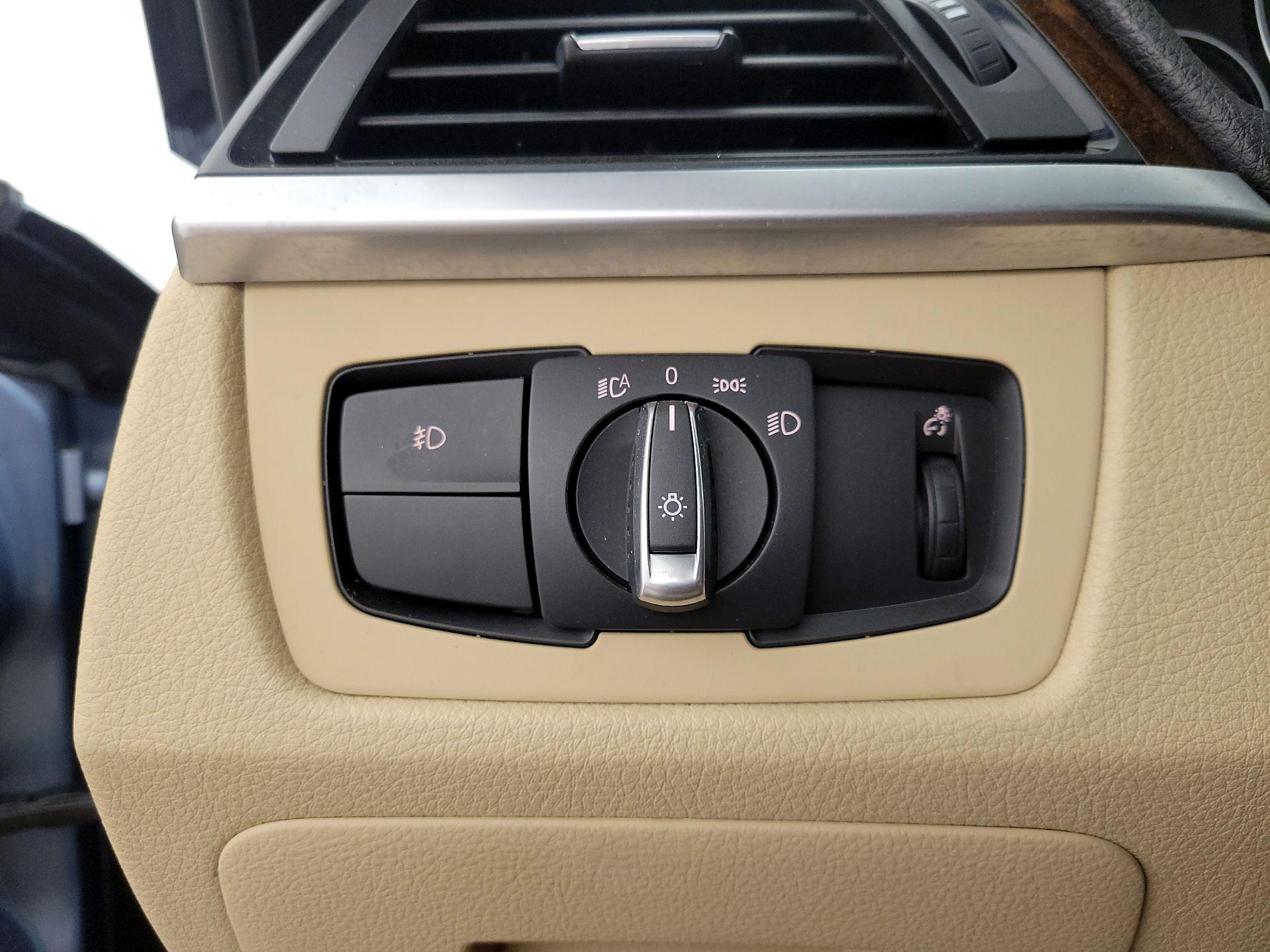 Thumbnail: 2015 BMW 4 Series - 13