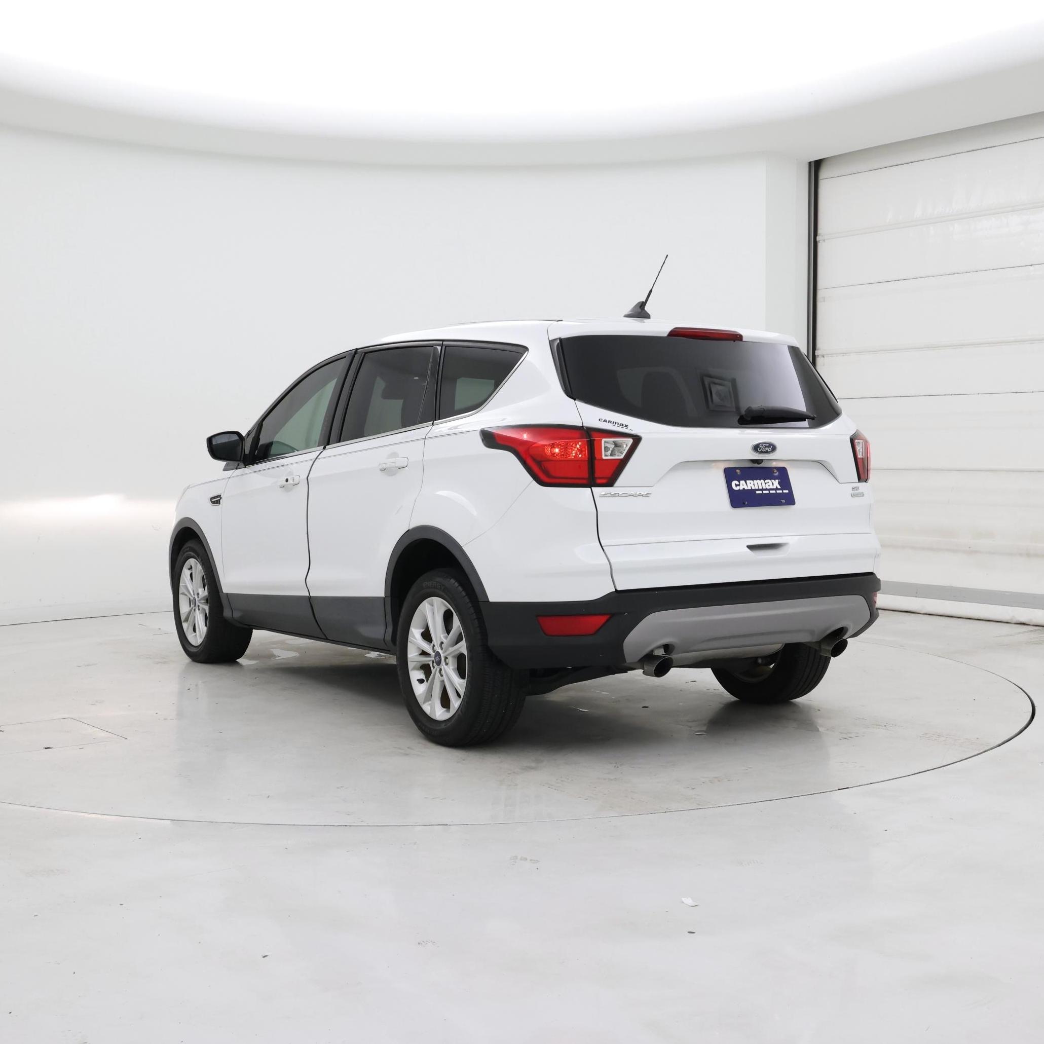 Thumbnail: 2019 Ford Escape - 2