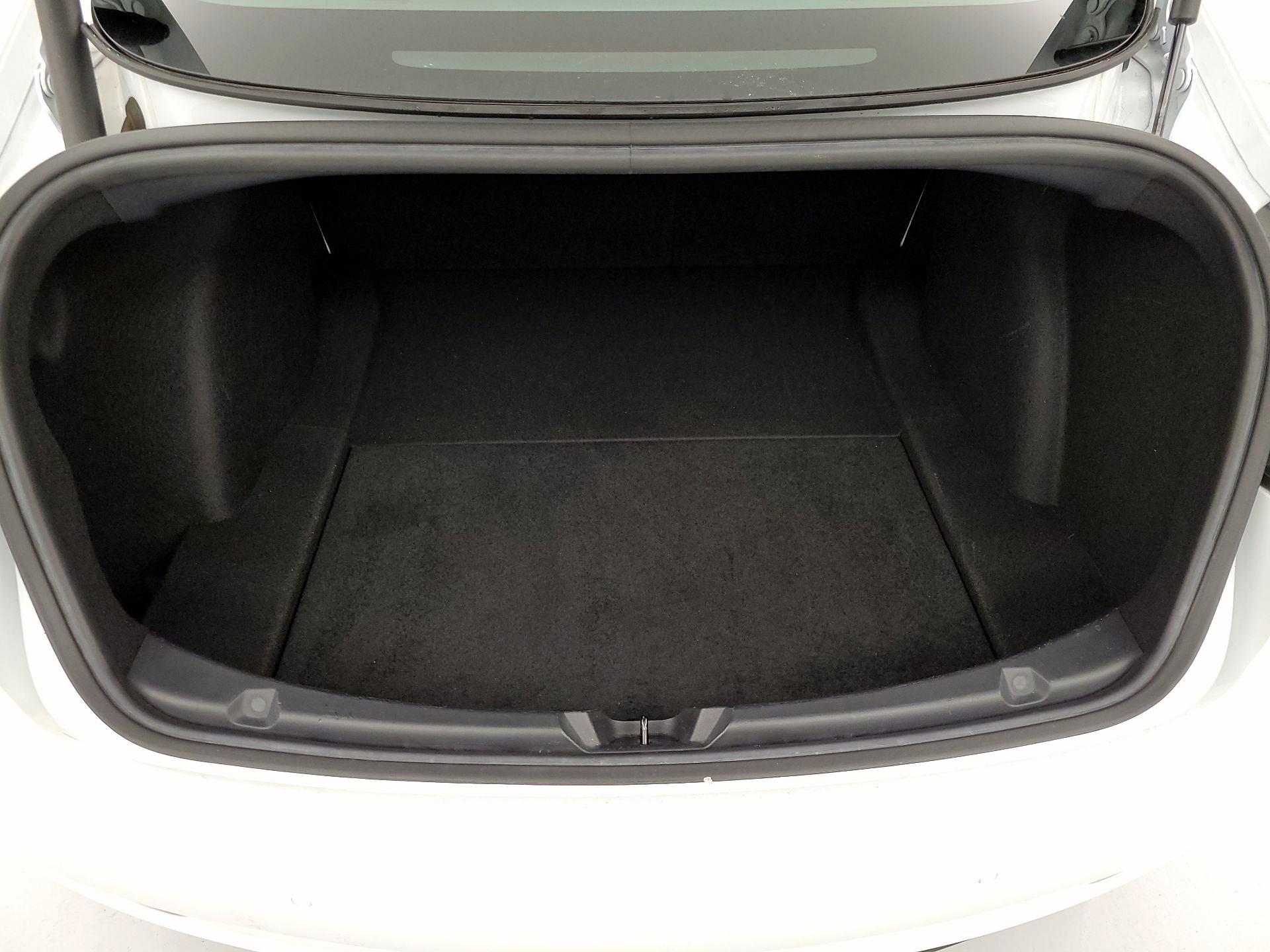 Thumbnail: 2022 Tesla Model 3 - 20