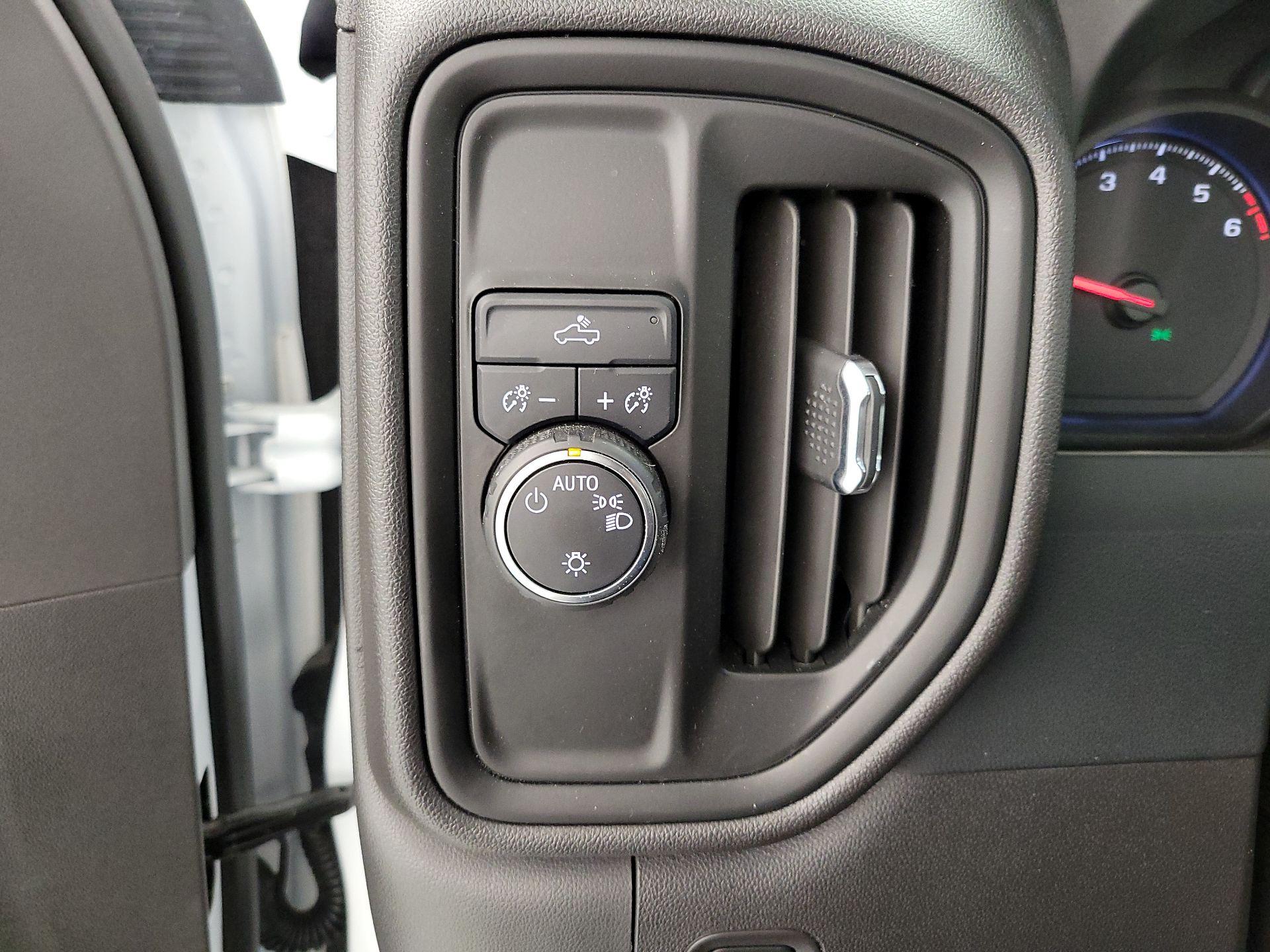 Thumbnail: 2024 Chevrolet Silverado 1500 - 13