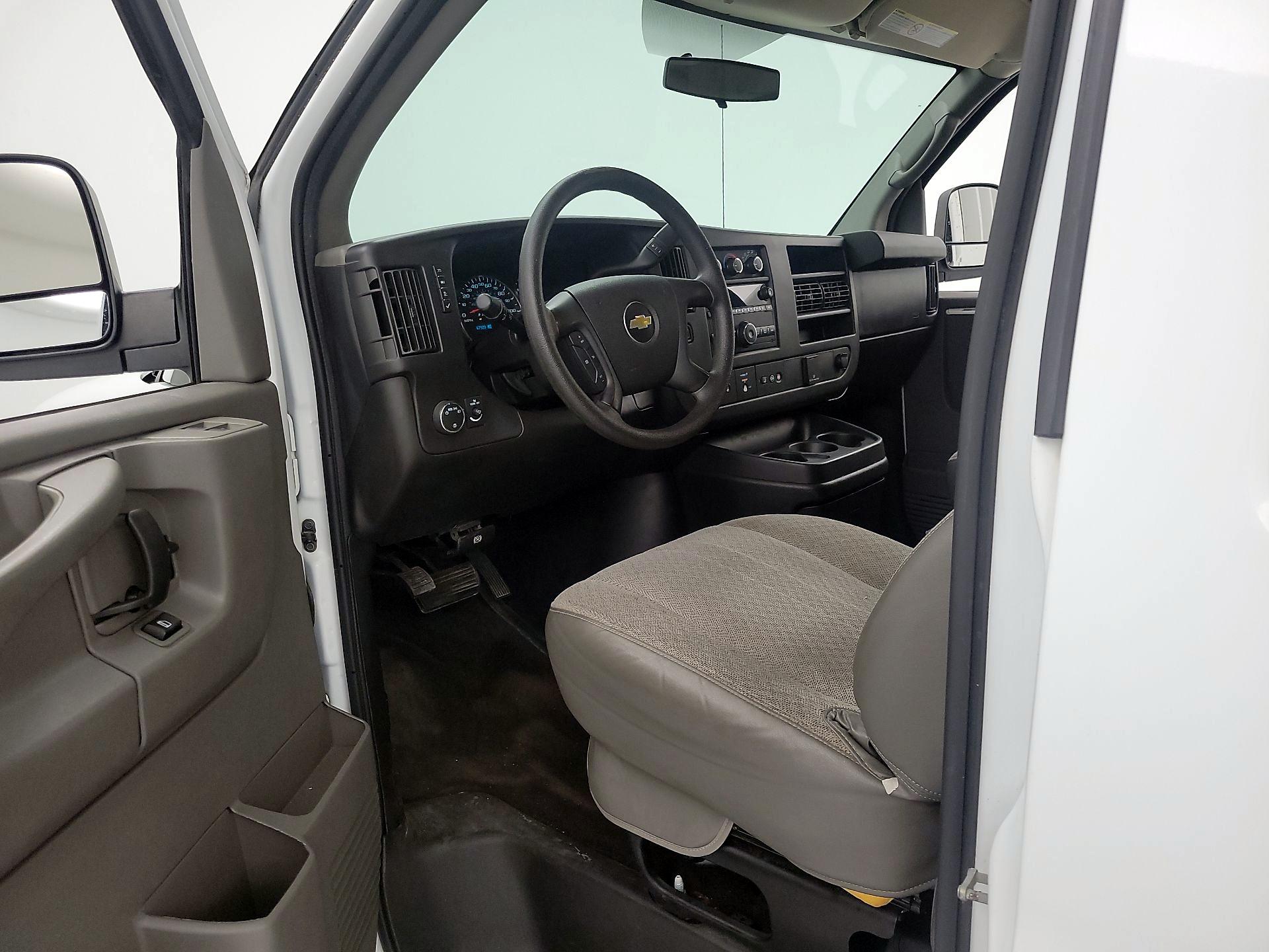 Thumbnail: 2015 Chevrolet Express - 11