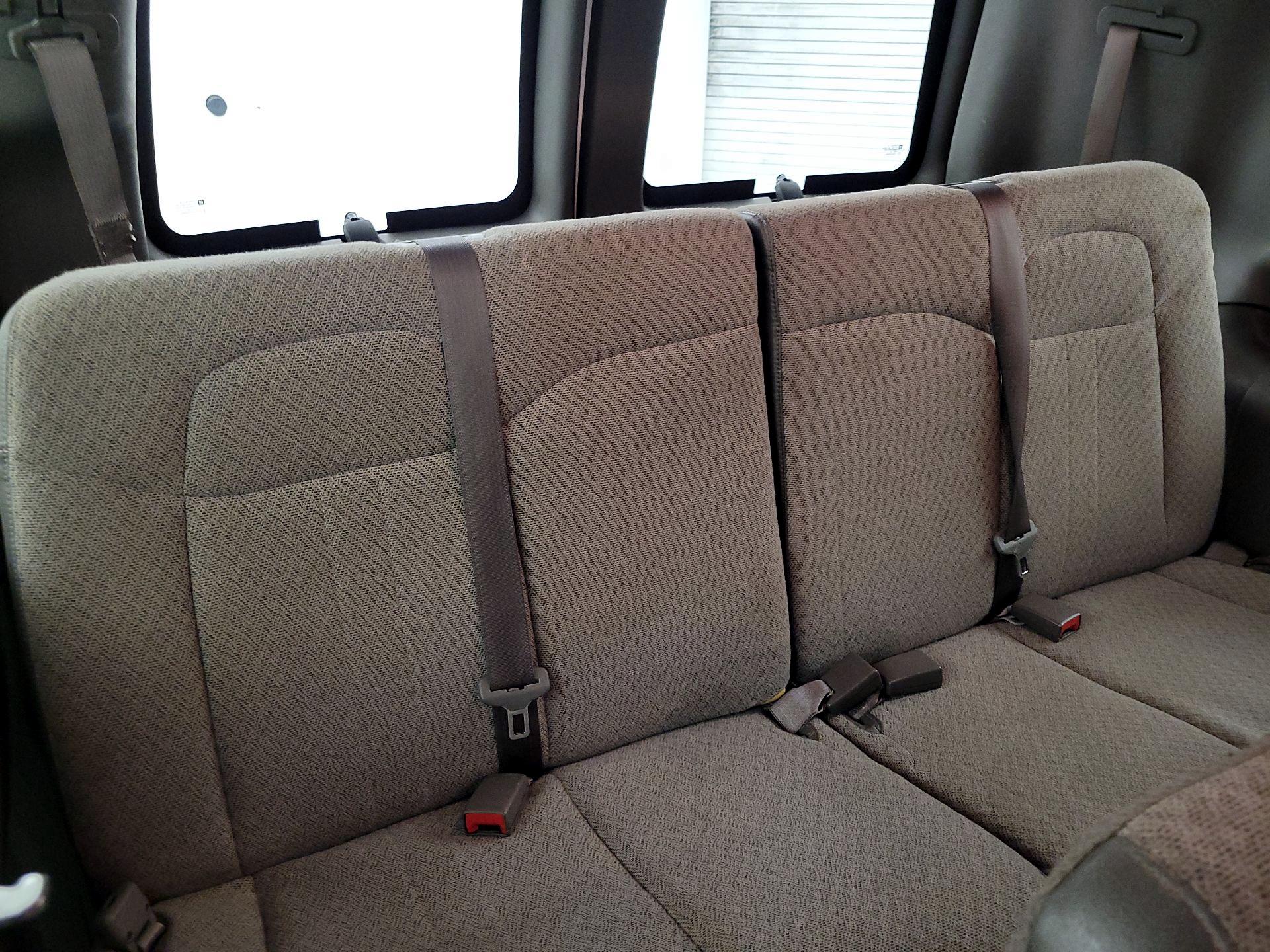Thumbnail: 2015 Chevrolet Express - 19