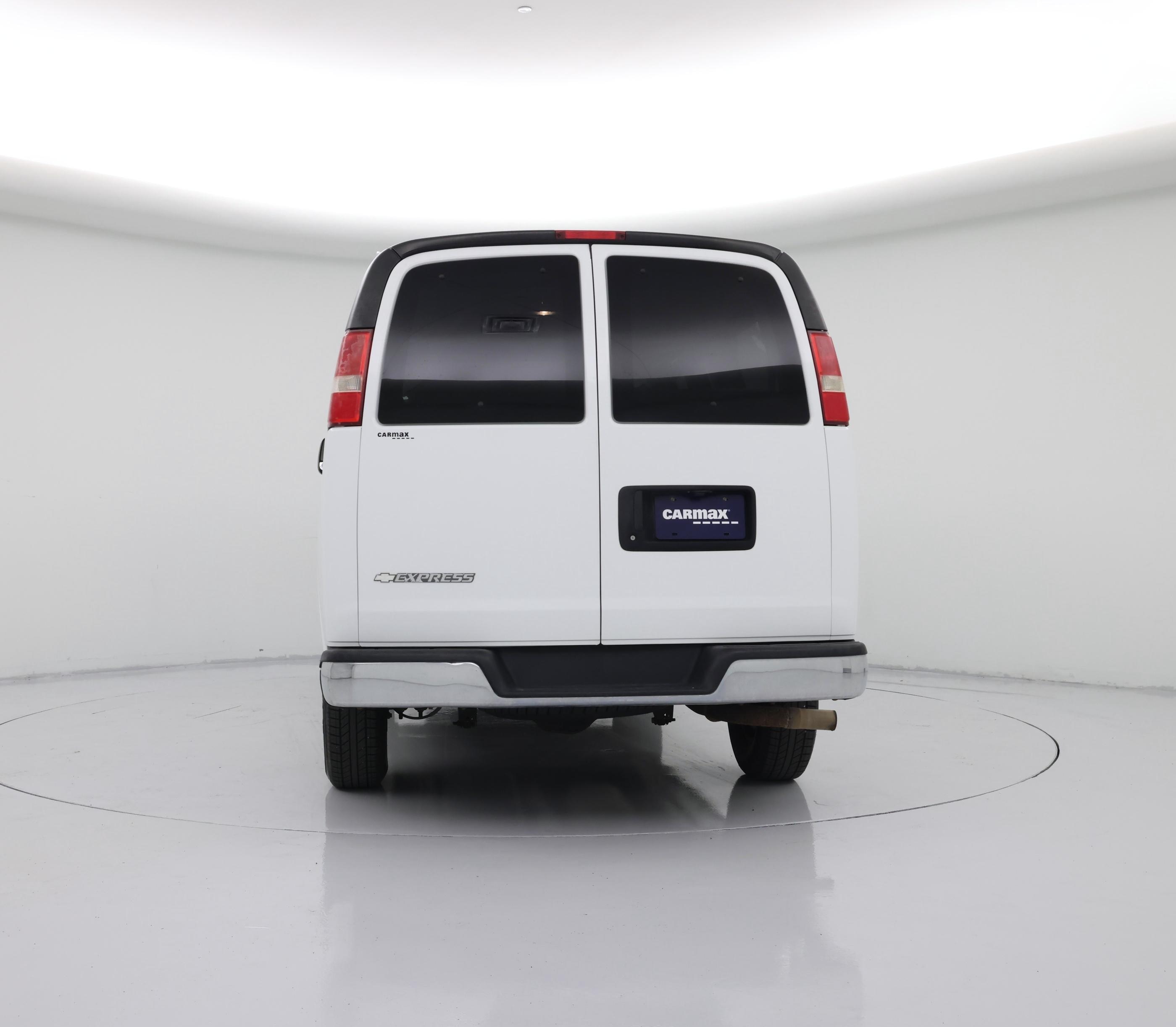 Thumbnail: 2015 Chevrolet Express - 6