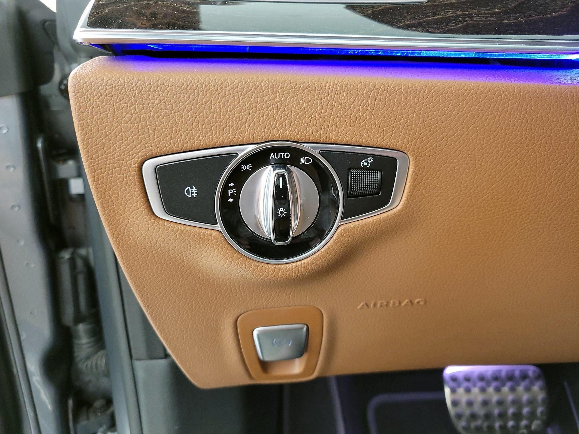 Thumbnail: 2018 Mercedes-Benz E-Class - 13