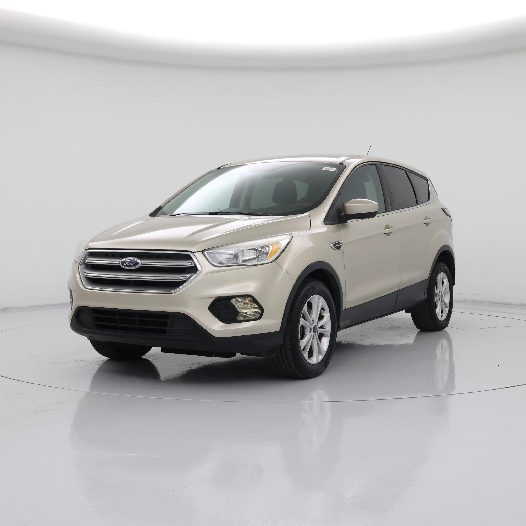 Thumbnail: 2017 Ford Escape - 4