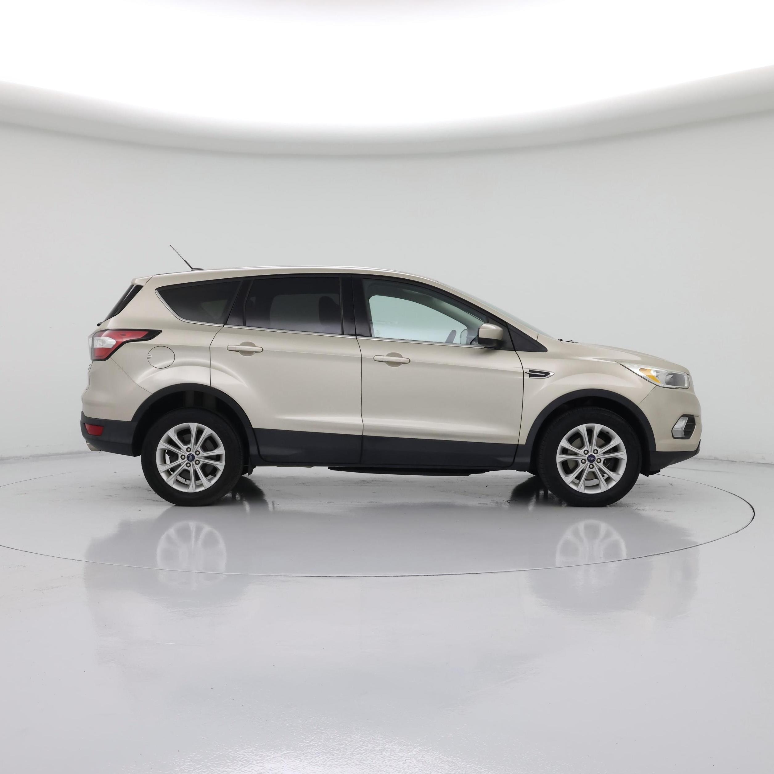 Thumbnail: 2017 Ford Escape - 7