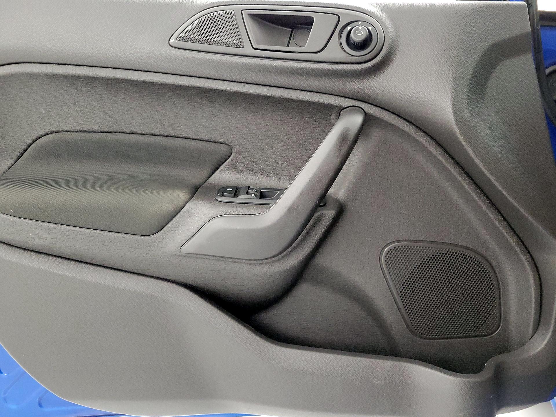 Thumbnail: 2018 Ford Fiesta - 12