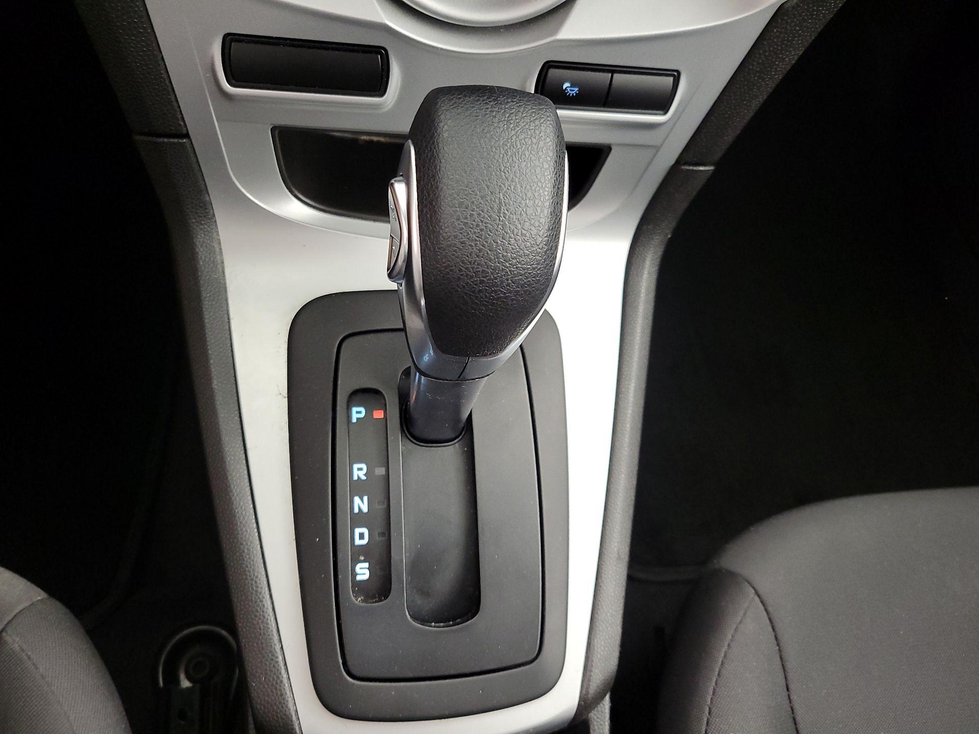 Thumbnail: 2018 Ford Fiesta - 17