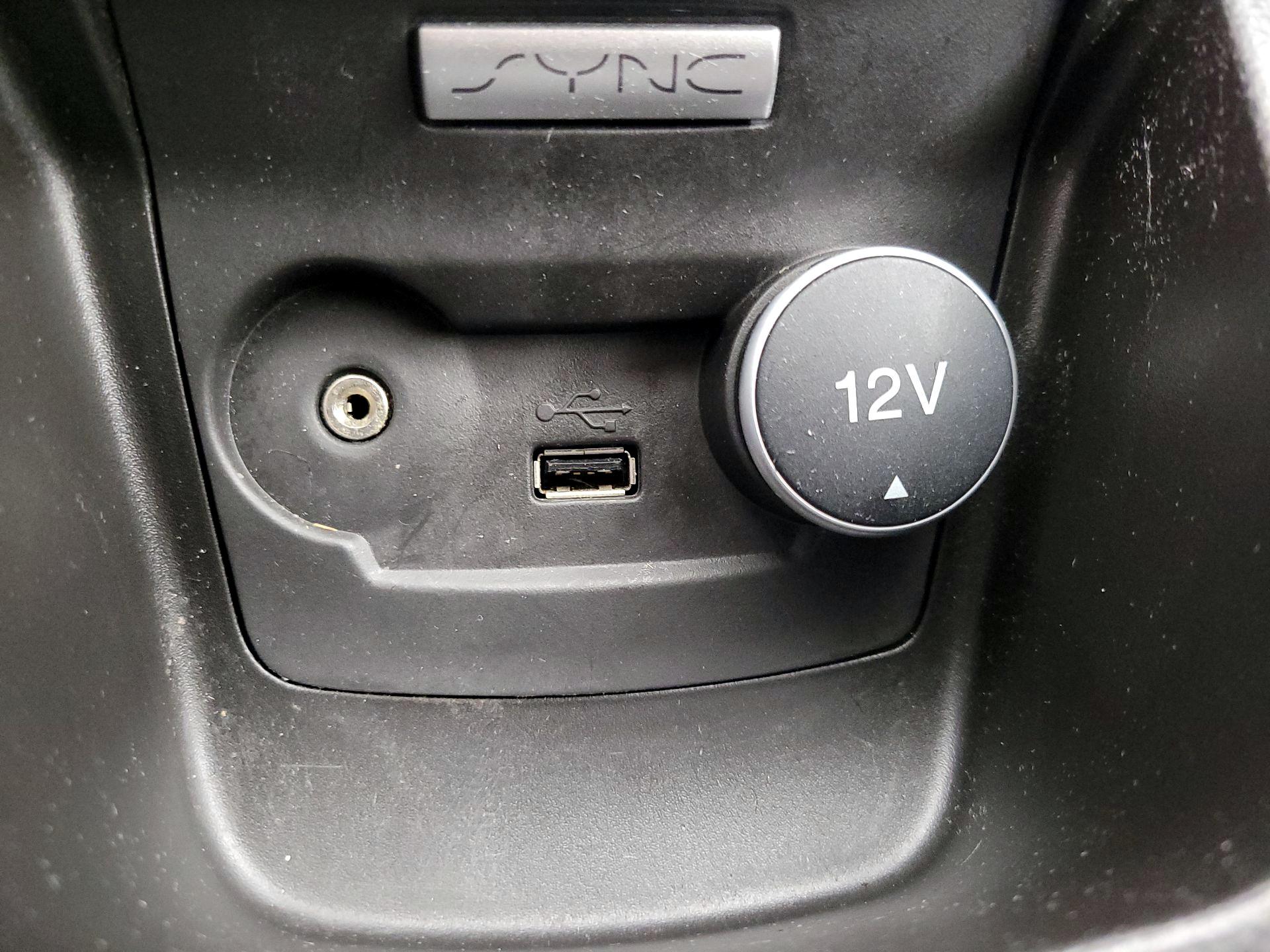 Thumbnail: 2018 Ford Fiesta - 18