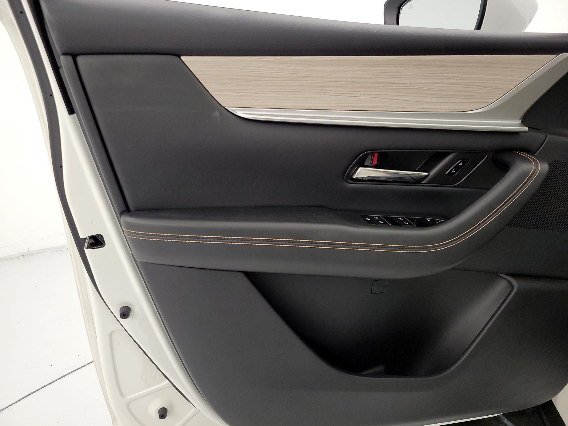 Thumbnail: 2024 Mazda CX-90 - 12