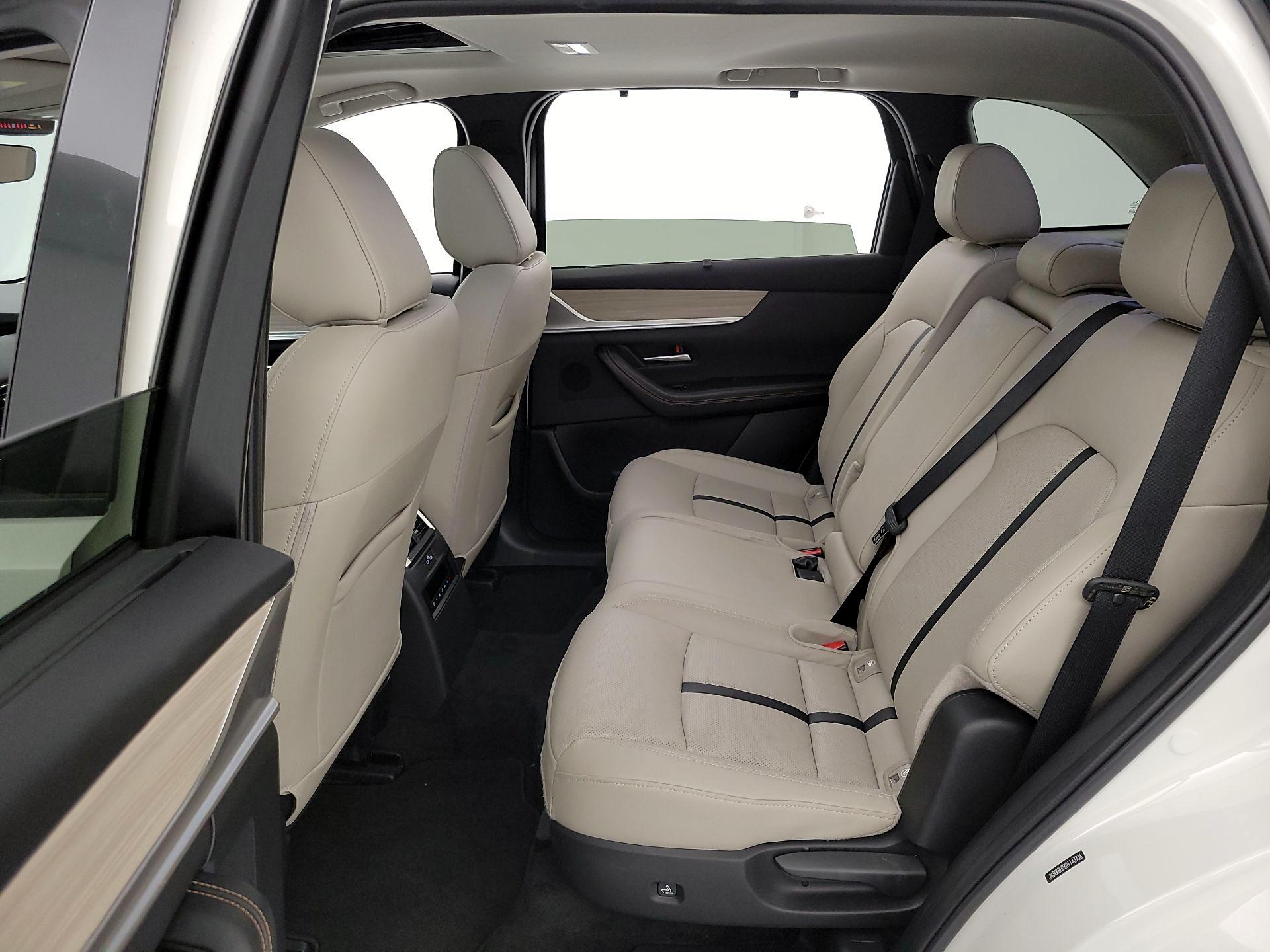 Thumbnail: 2024 Mazda CX-90 - 19