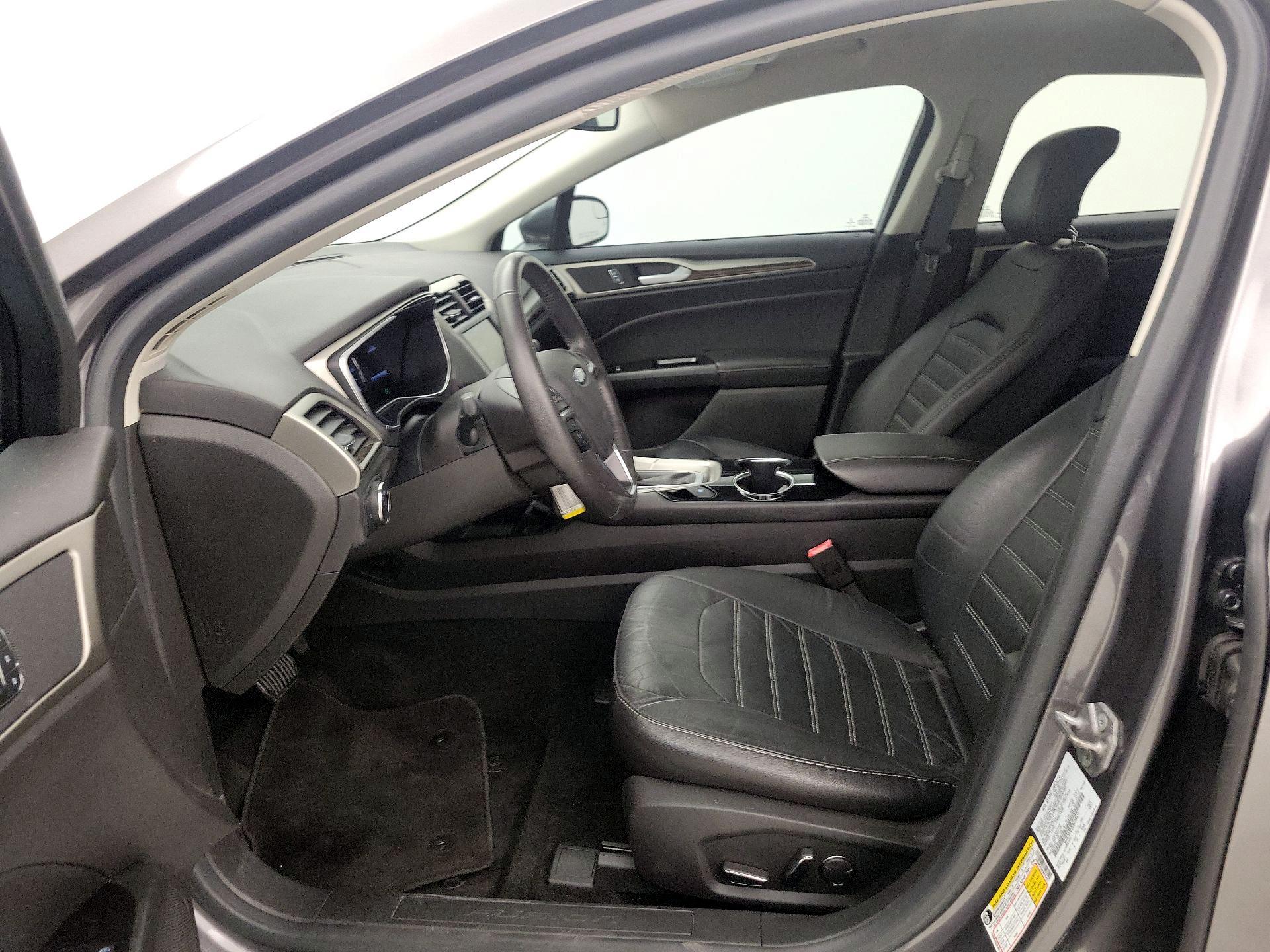 Thumbnail: 2014 Ford Fusion - 11