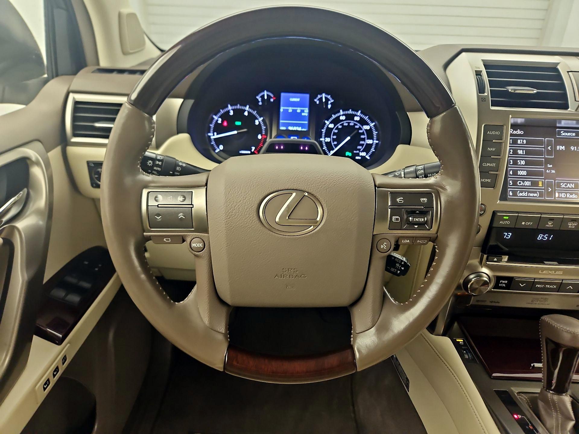 Thumbnail: 2019 Lexus GX - 10
