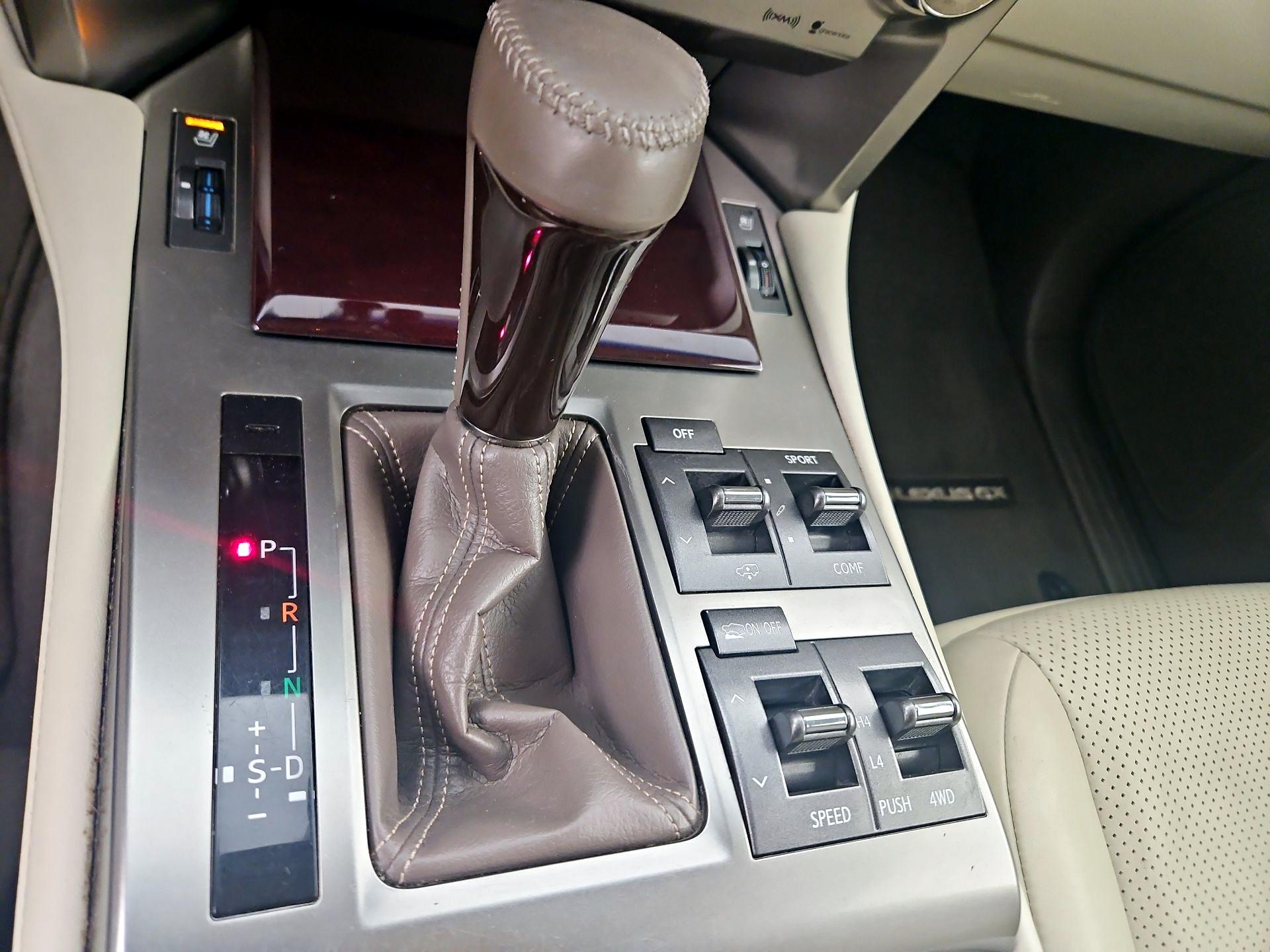 Thumbnail: 2019 Lexus GX - 16