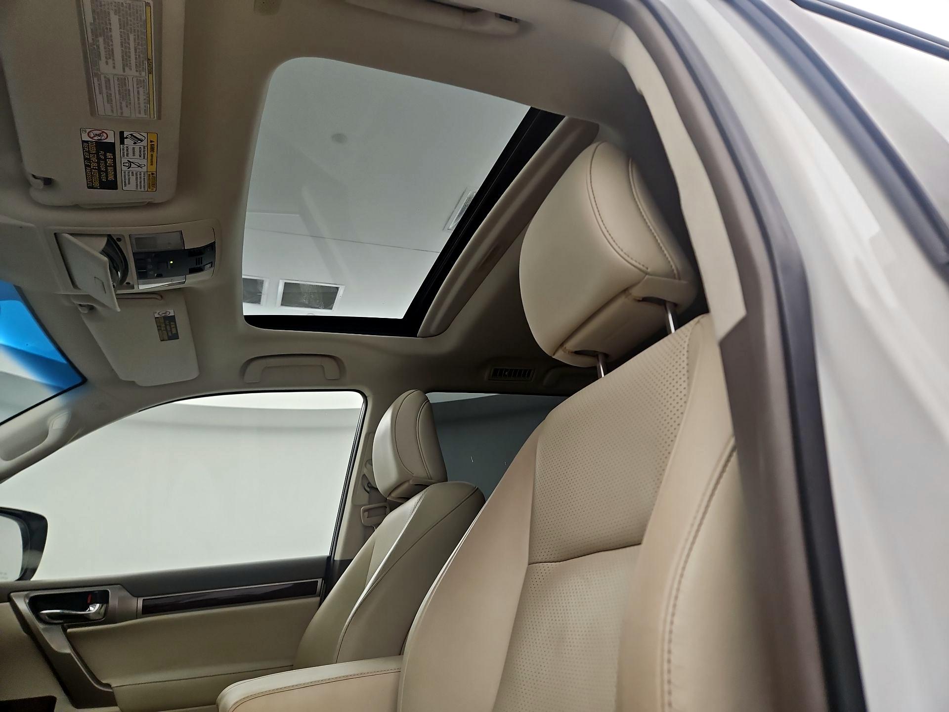 Thumbnail: 2019 Lexus GX - 18