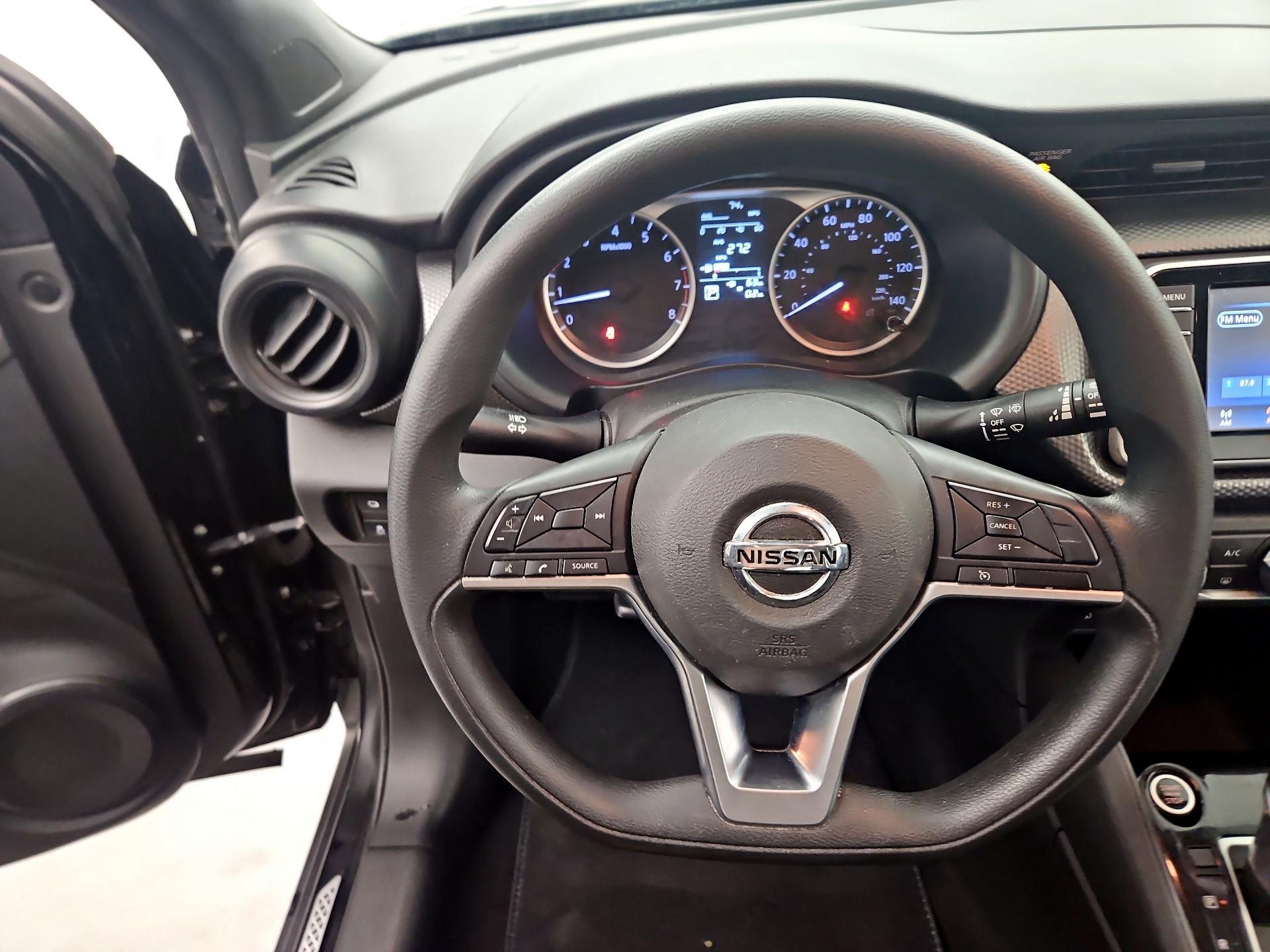 Thumbnail: 2020 Nissan Kicks - 10