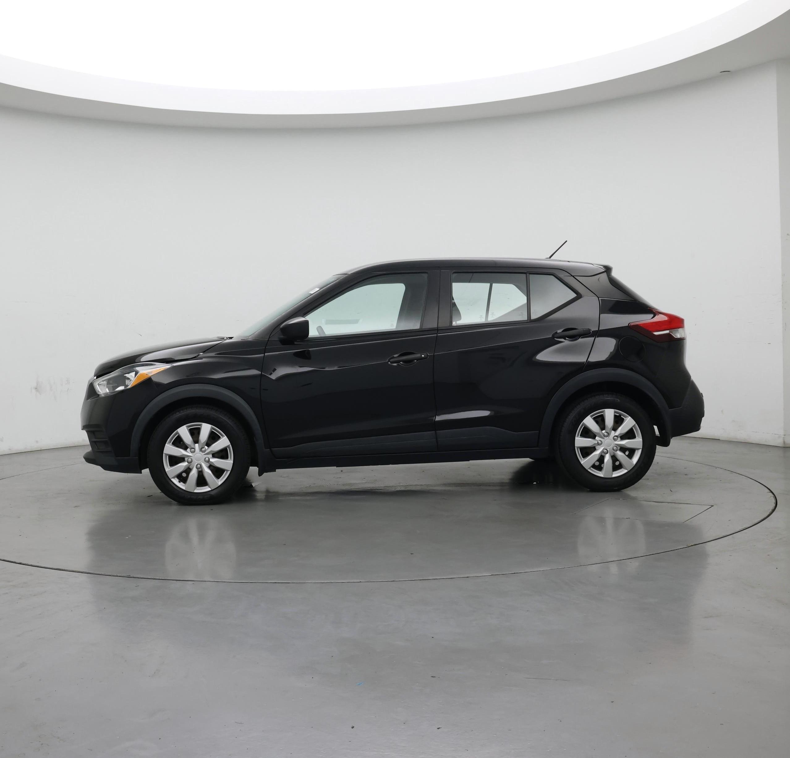 Thumbnail: 2020 Nissan Kicks - 3