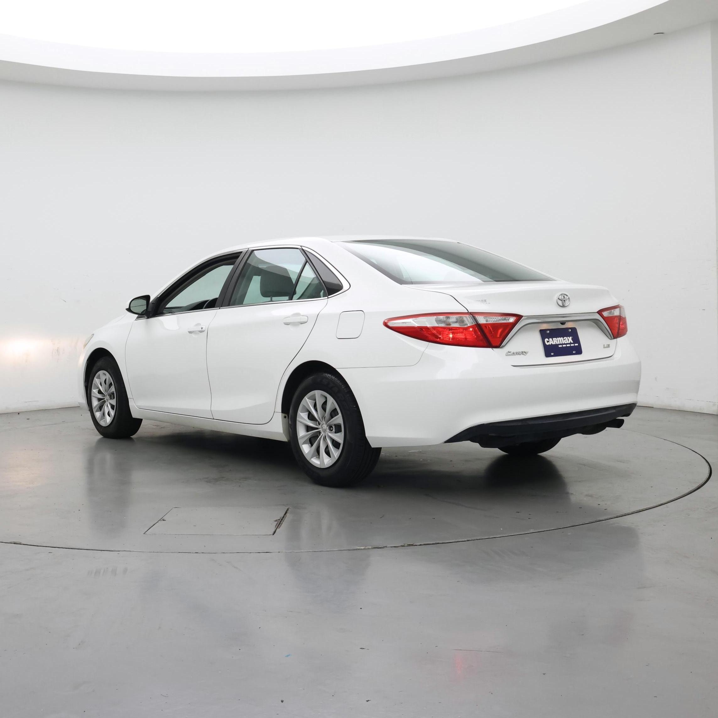 Thumbnail: 2016 Toyota Camry - 2