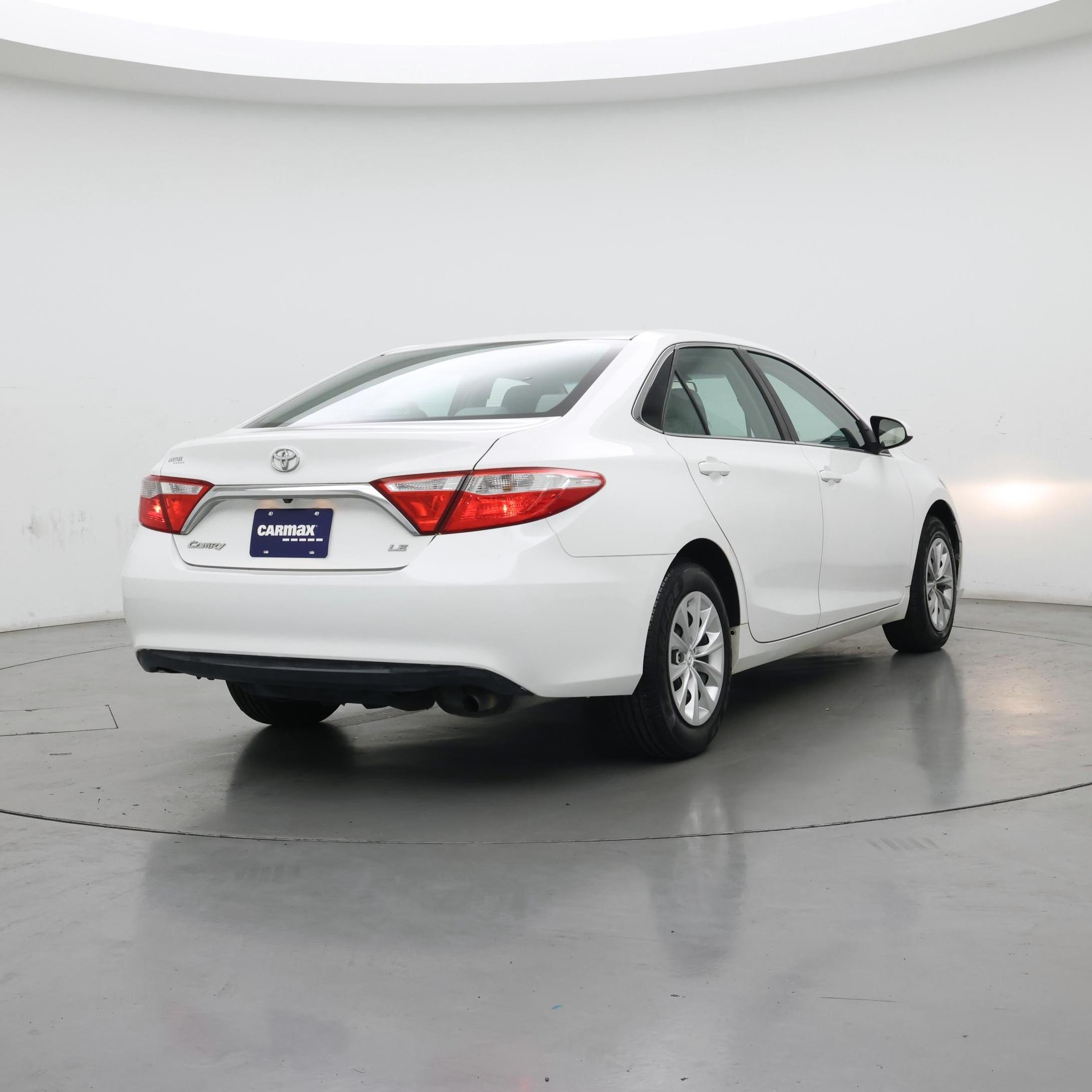 Thumbnail: 2016 Toyota Camry - 8