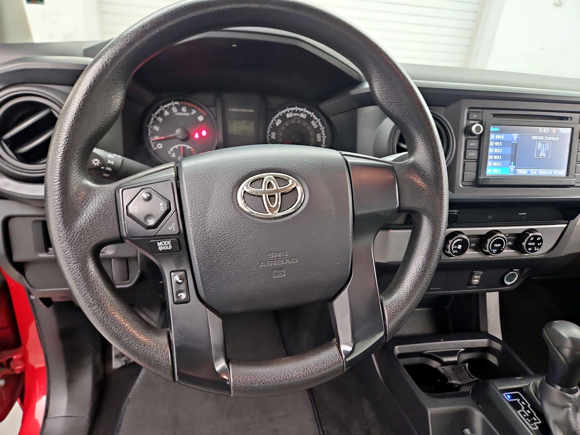 Thumbnail: 2017 Toyota Tacoma - 10