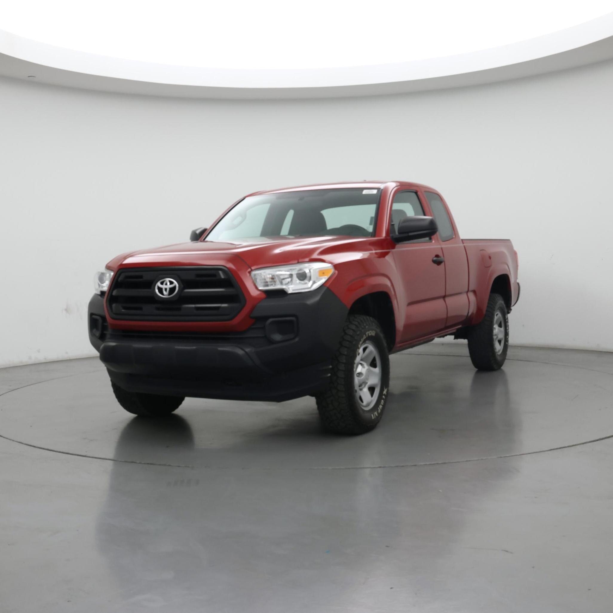 Thumbnail: 2017 Toyota Tacoma - 4