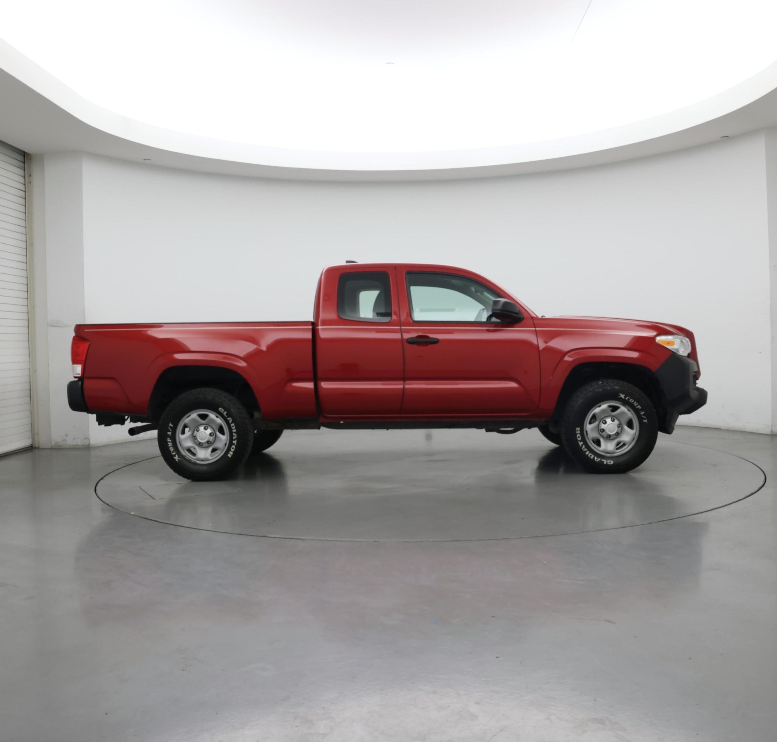 Thumbnail: 2017 Toyota Tacoma - 7