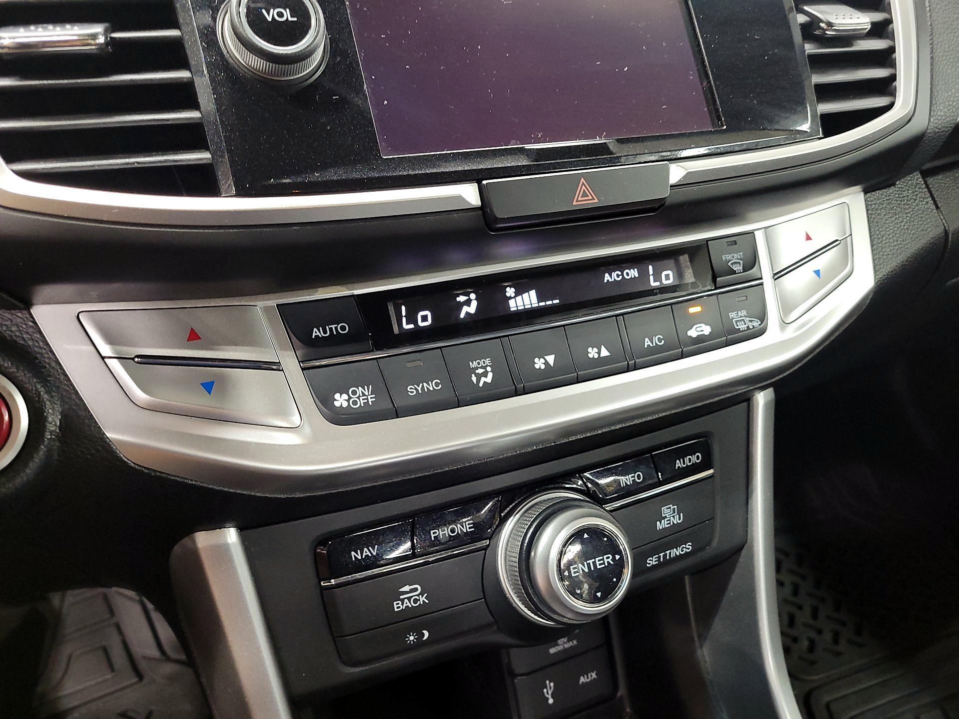 Thumbnail: 2013 Honda Accord - 16