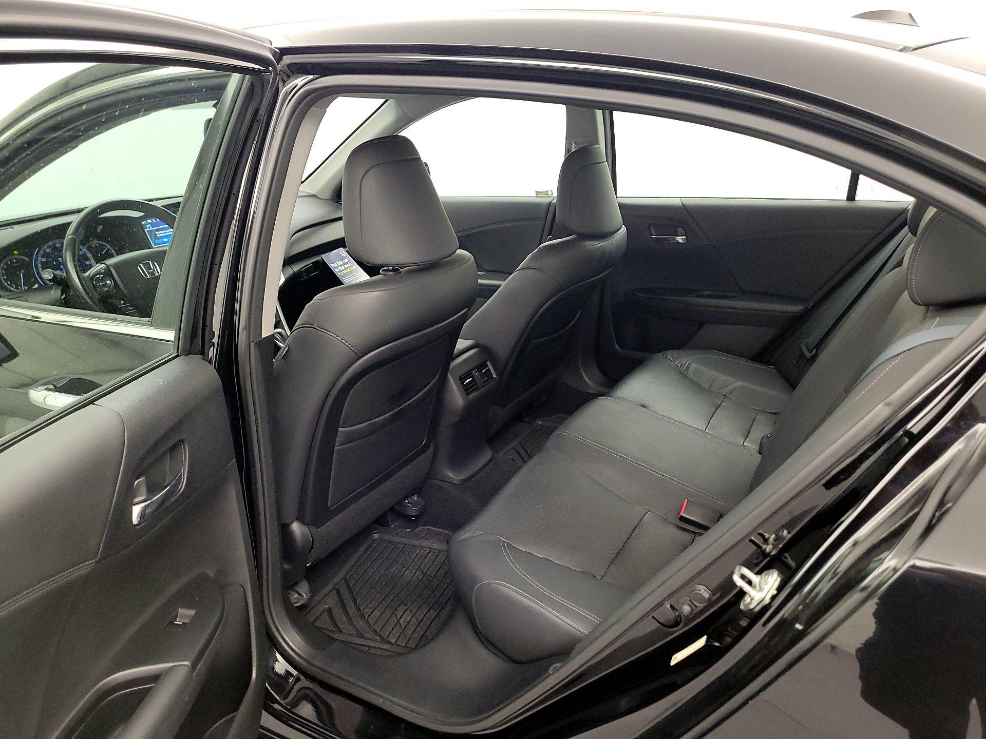 Thumbnail: 2013 Honda Accord - 18
