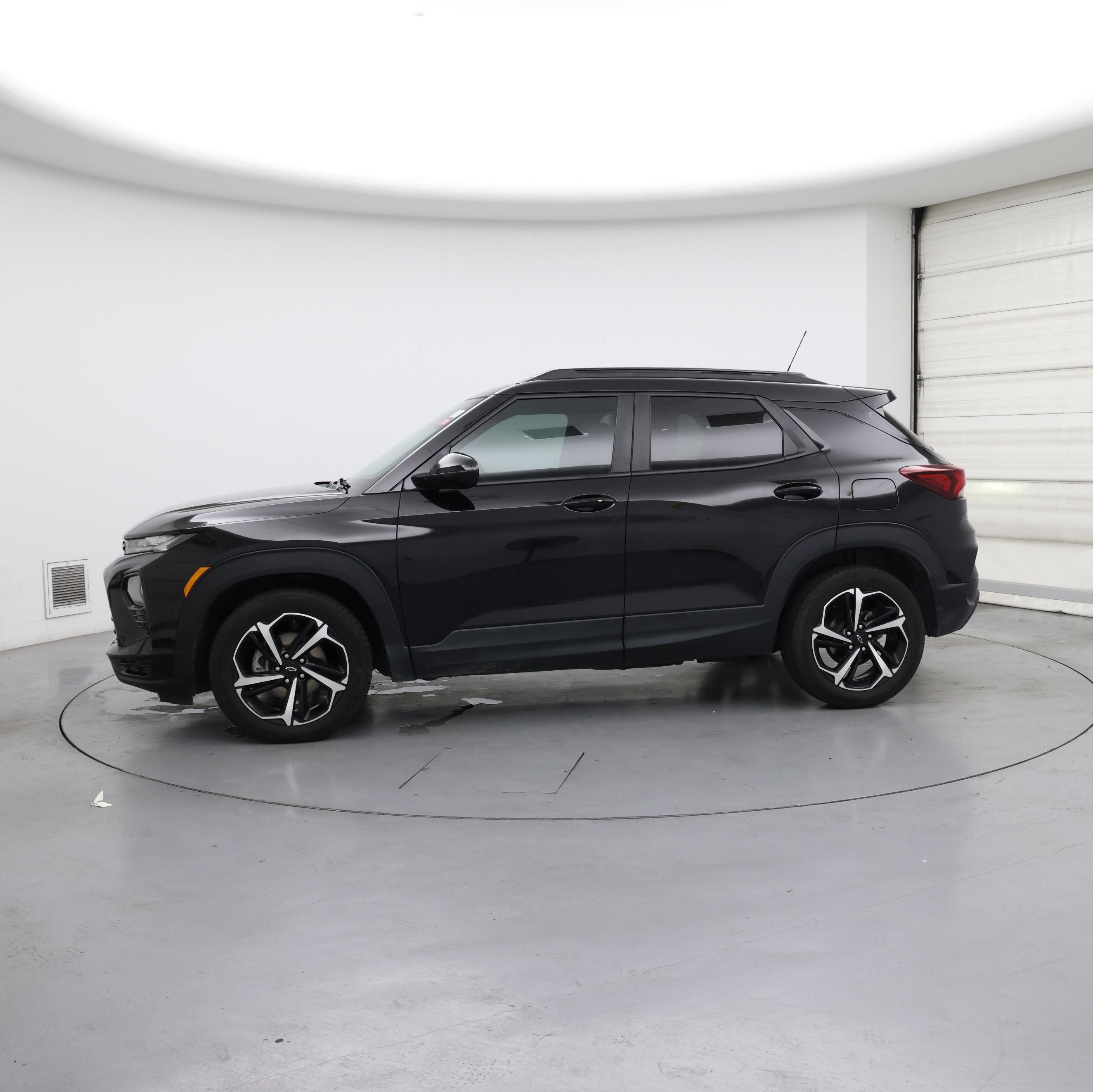 Thumbnail: 2022 Chevrolet TrailBlazer - 3
